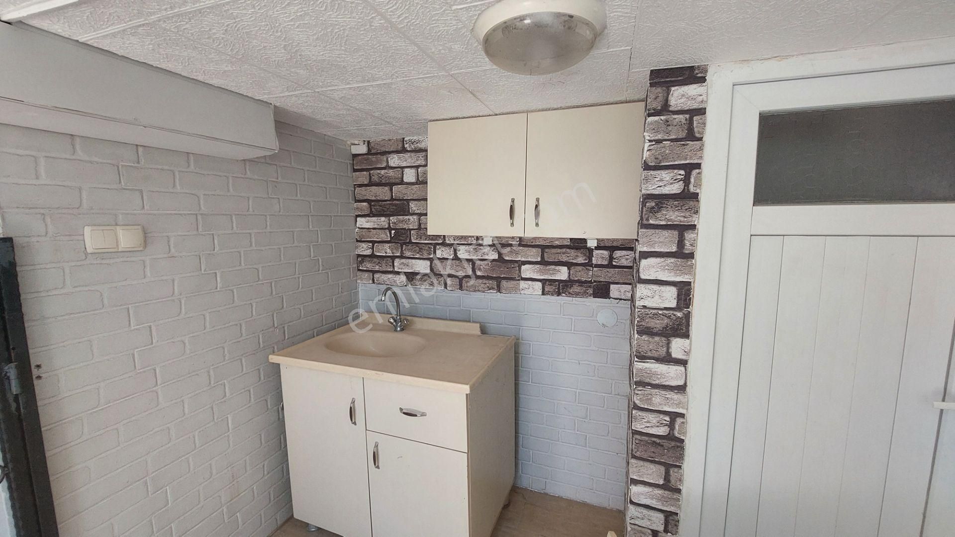 Kuşadası Kadınlar Denizi'nde 1+1 Kiralık Daire