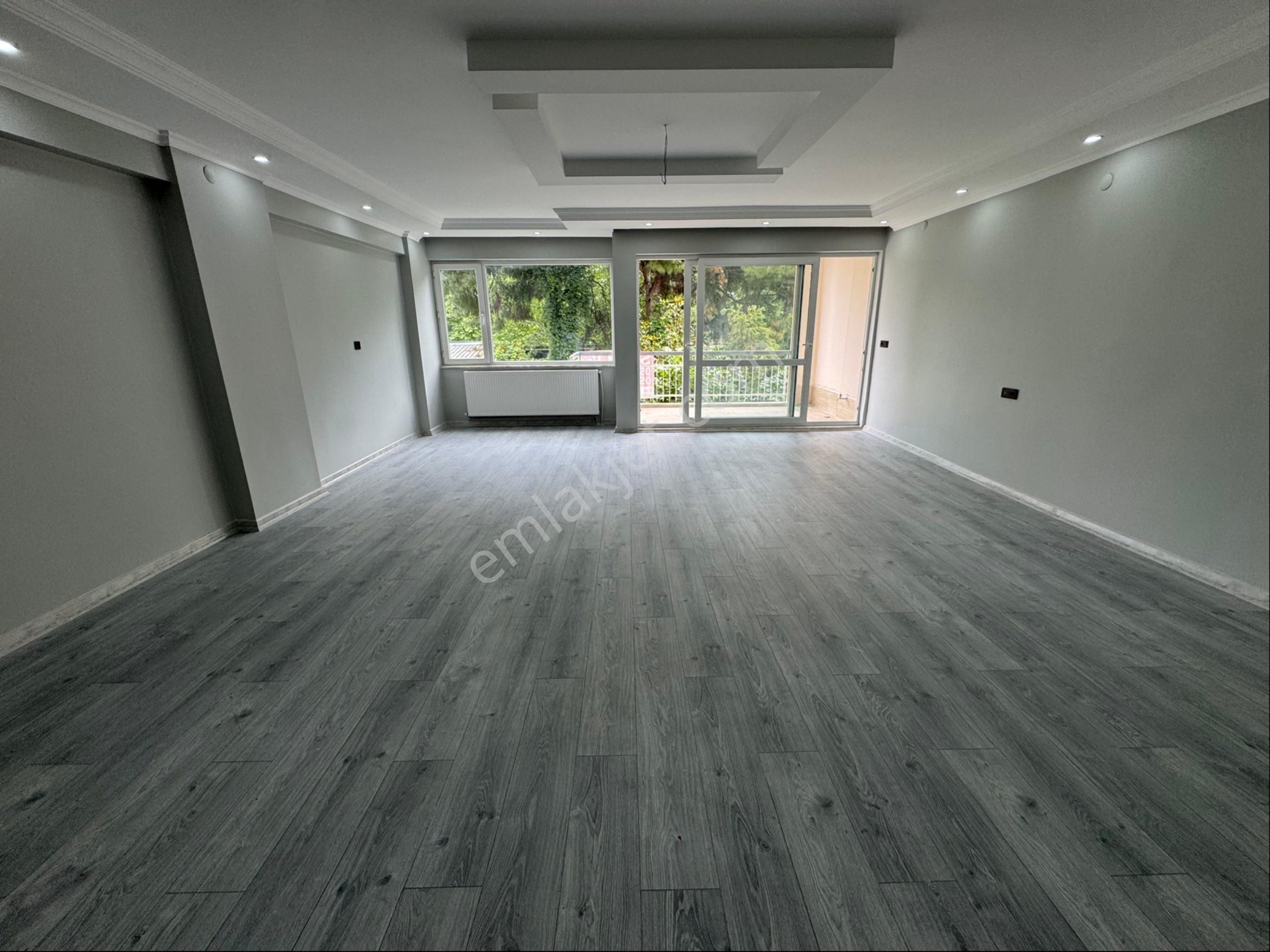 Kw’den Fatih Parki Karşısı Full Tadilatlı 3+1 Daire