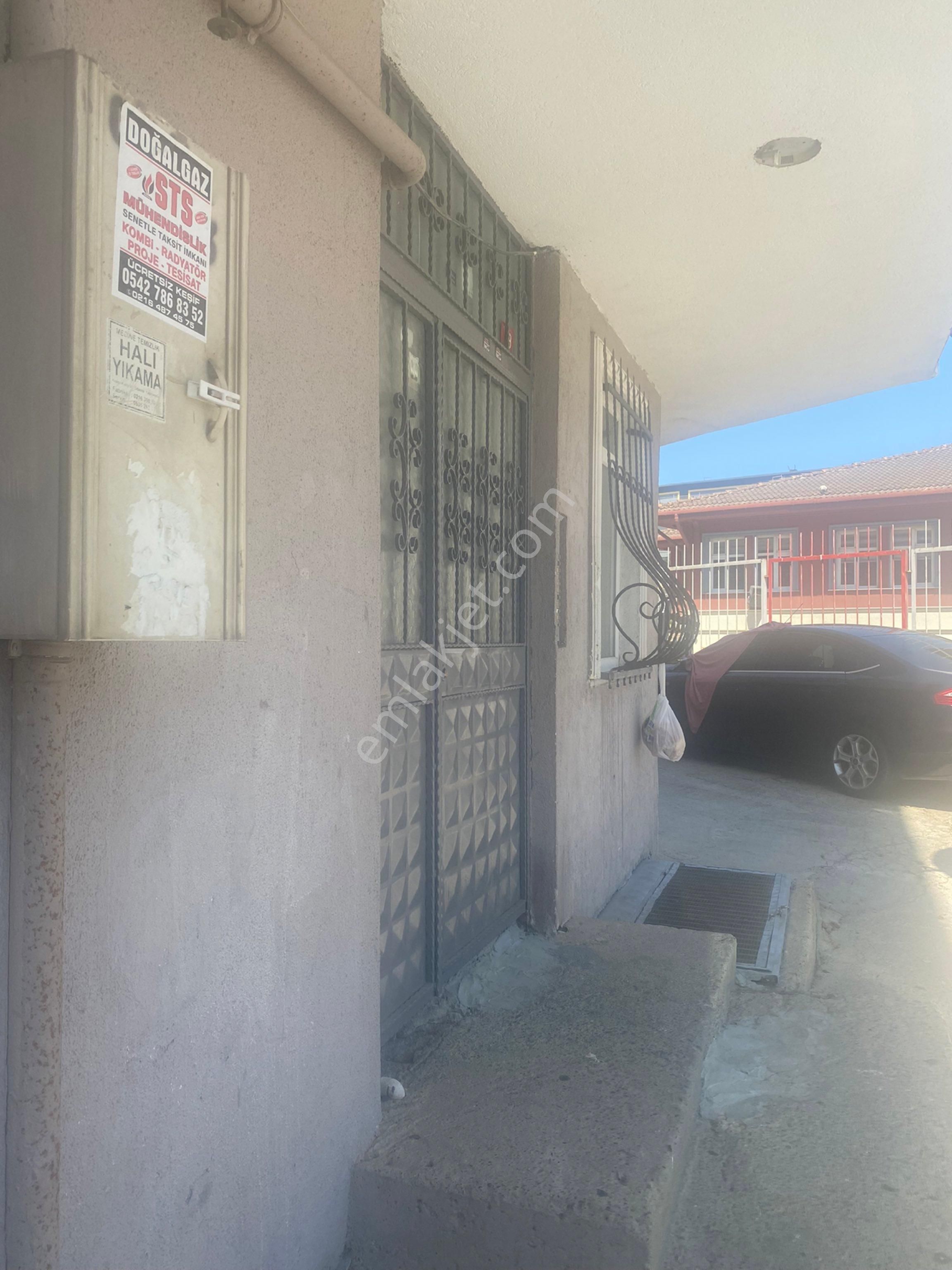 Tuzla Ortamahalle Okul Yanı Satılık 3 + 1 Daire