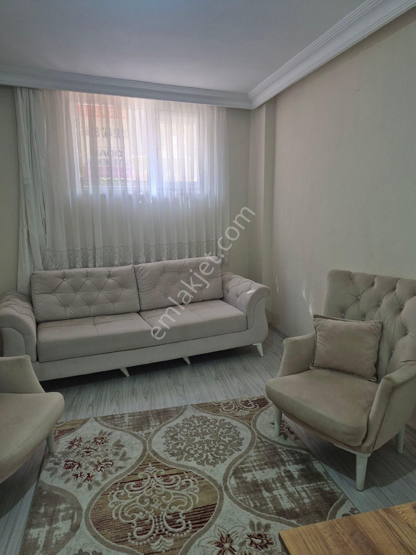 Taşdelen Cumhuriyet Nmahallesinde Kiralık 1+ 1 Eşyalı Daire