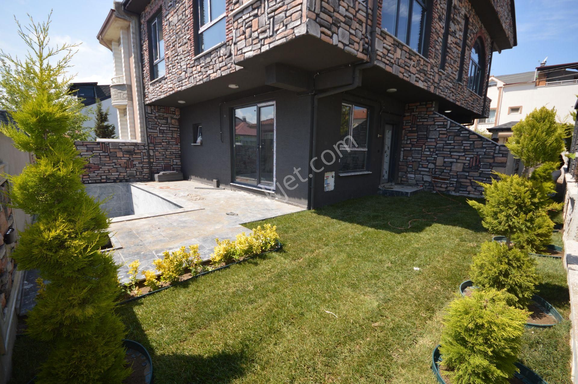 🌅kocaali Yalı Mah’de Büyük Bahçeli, Deniz Manzaralı Lüks Villa!