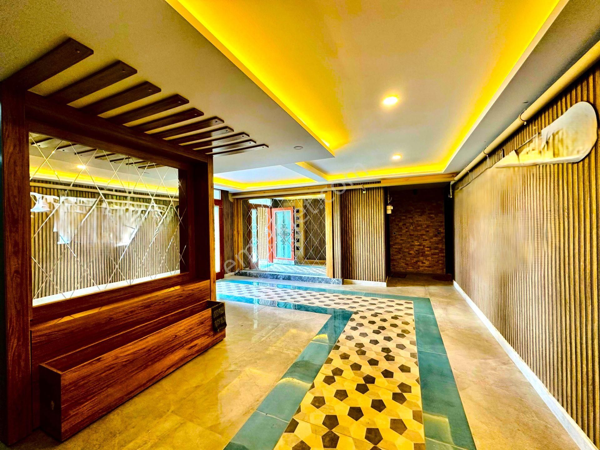 Yükselden Altınkumda Denize 700mt Ultra Lux Asansörlü 3+1 Dublex