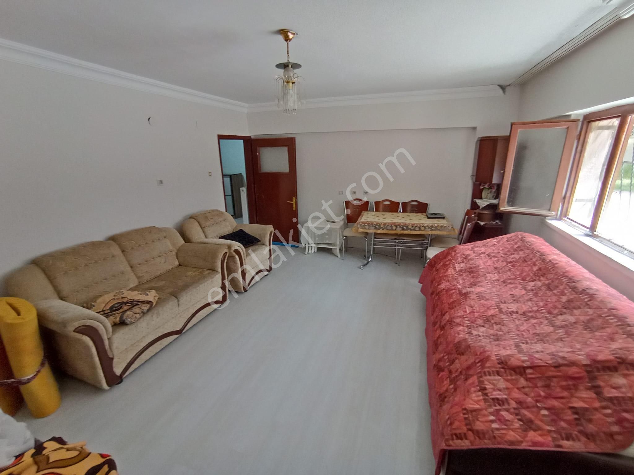 Andiçen Mah'de 4+1 160m² Bagımsız Daire