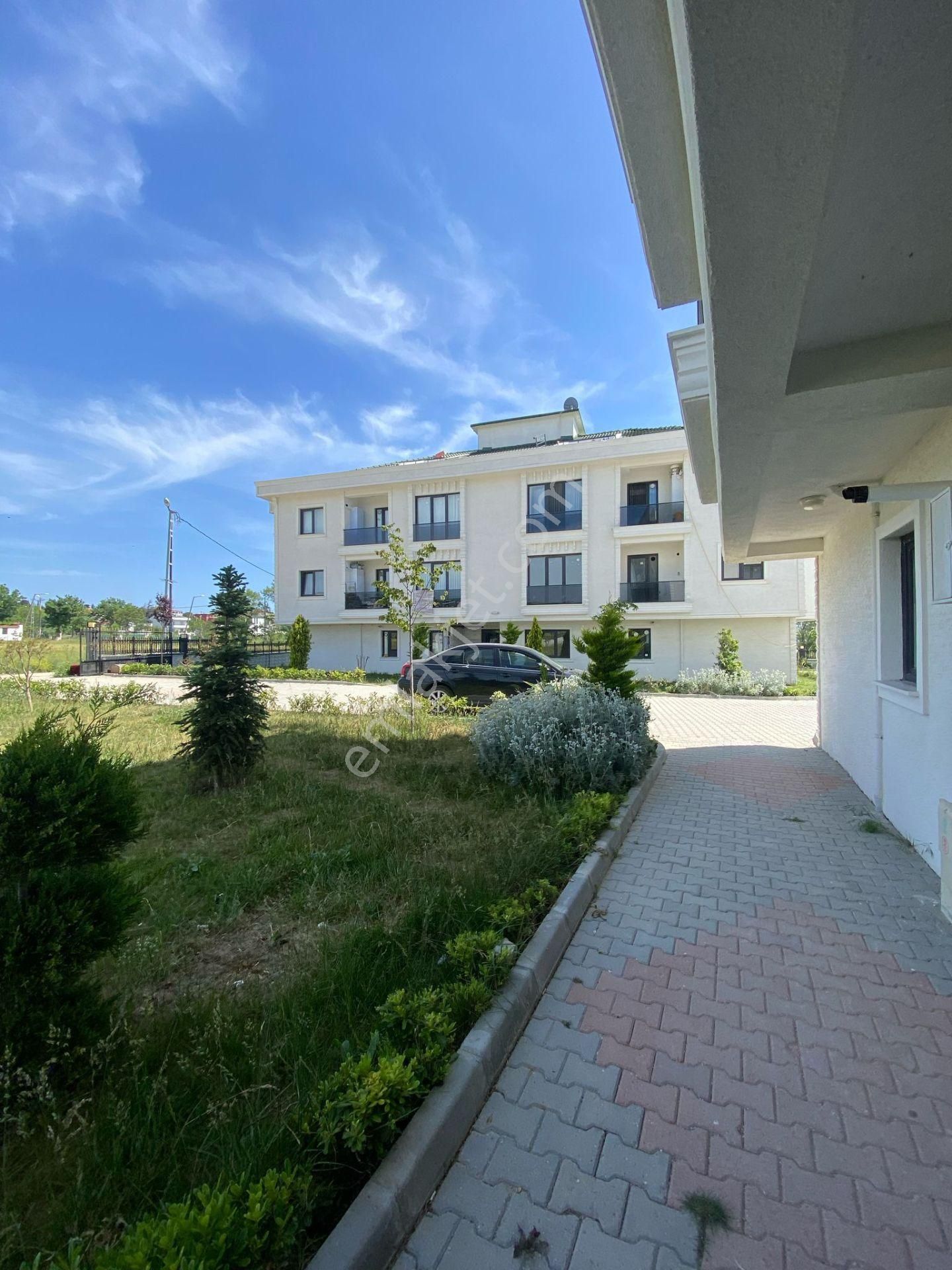 Celaliye'de Butik Site'de Satılık 2+1 Giriş Kat Daire