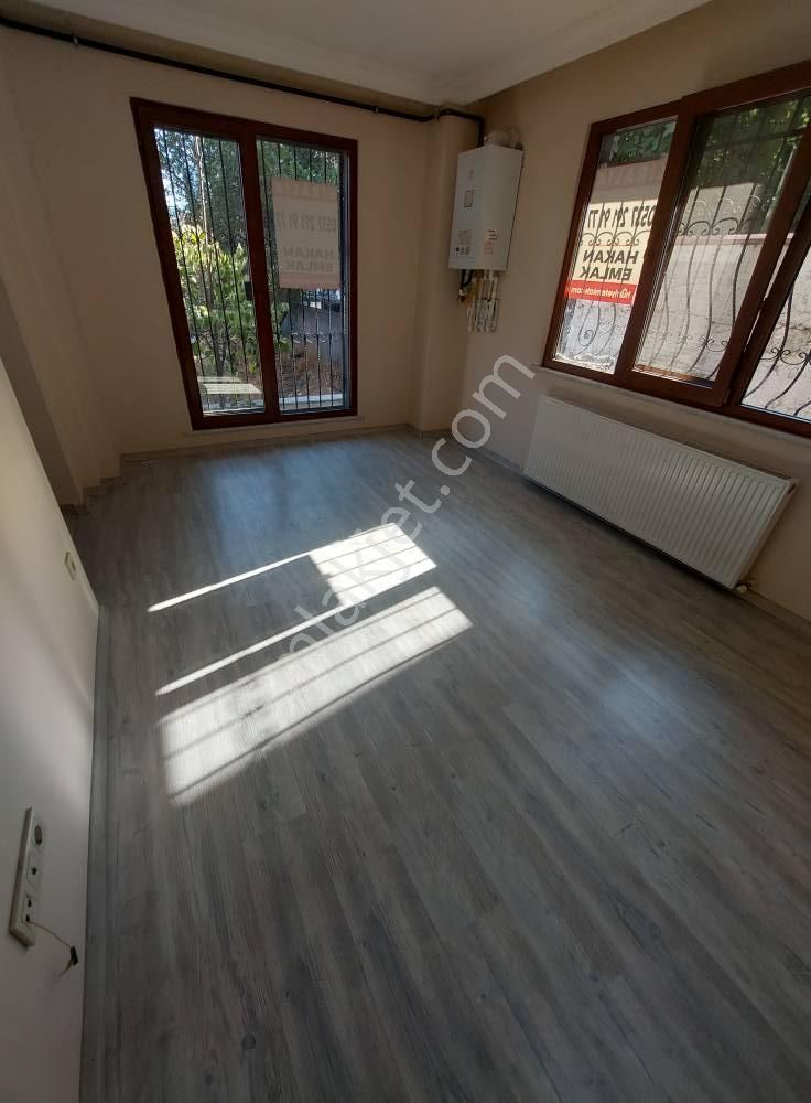 Çakmak Çamlık İkbal Caddesi Kiralık Yeni 1+1 Yüksek Giriş