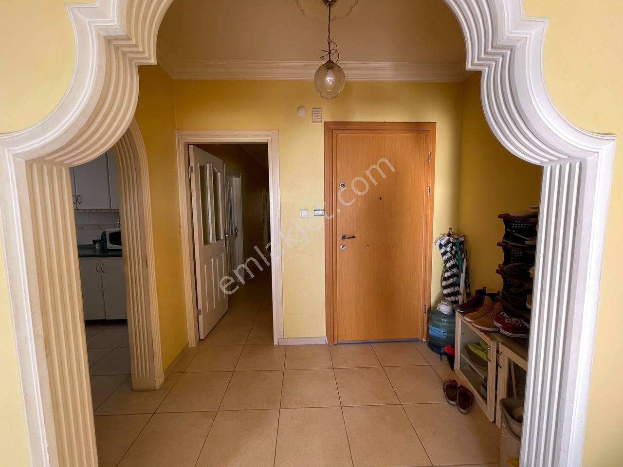 Büyükçekmece De 3+1 Satılık Daire Denize Sıfır 165 M2 - Görsel 9