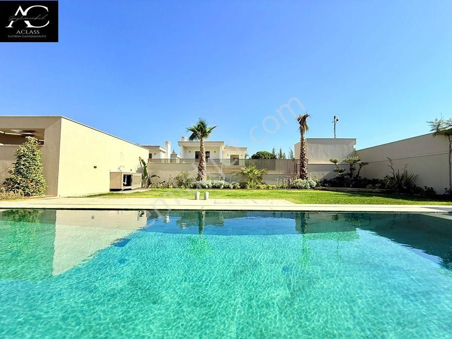 Denıze İlk Sıtede-7/24 Güvenlik-özel Havuz/otopark-yerden Isıtma-ultra Lüx-584 M2 Bahçe-müstakil - Görsel 12