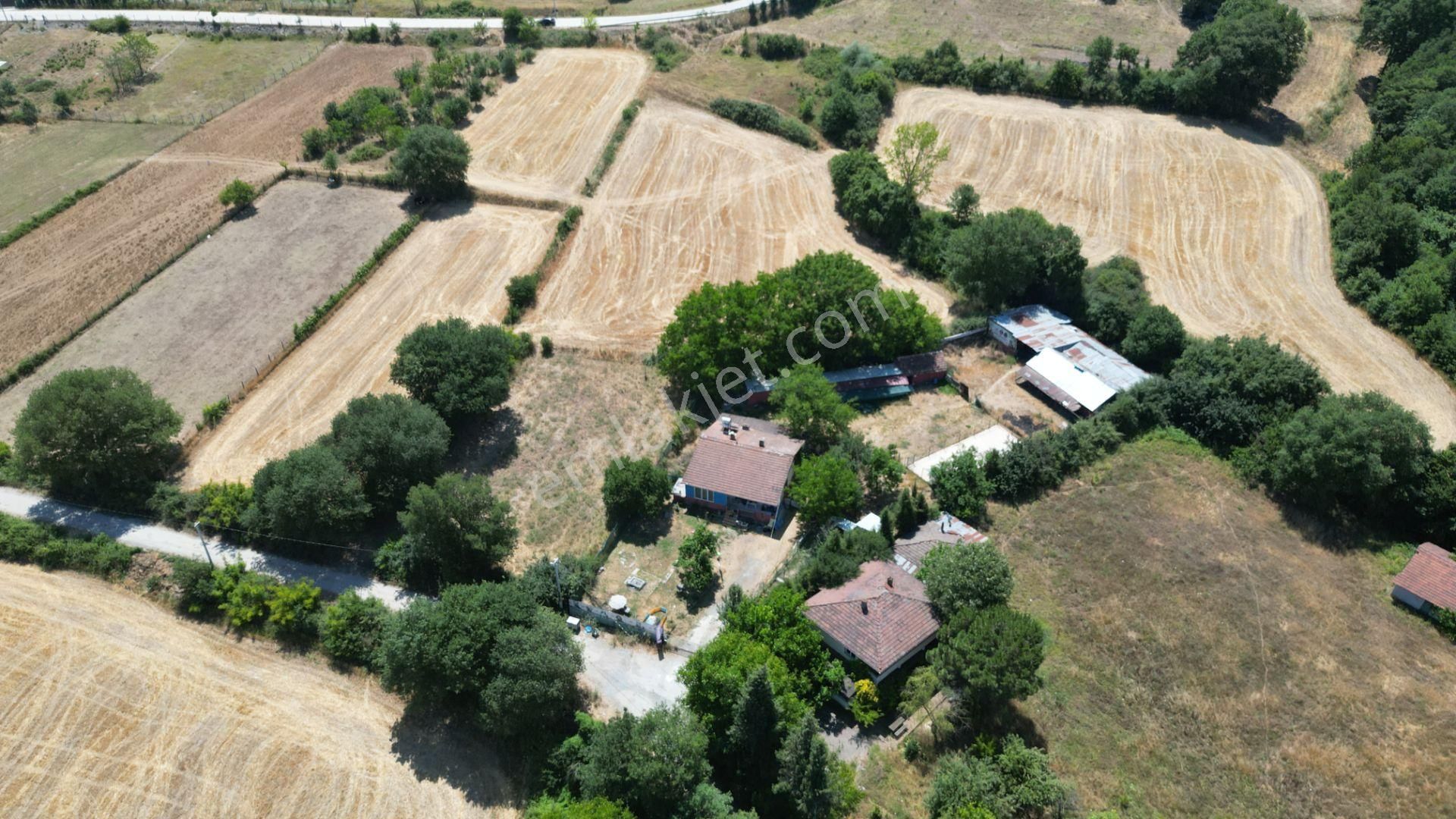 Kocaeli Karamürsel Yalakdere Satılık Müstakil Ev Ve Arsası 2535 M2 - Görsel 3