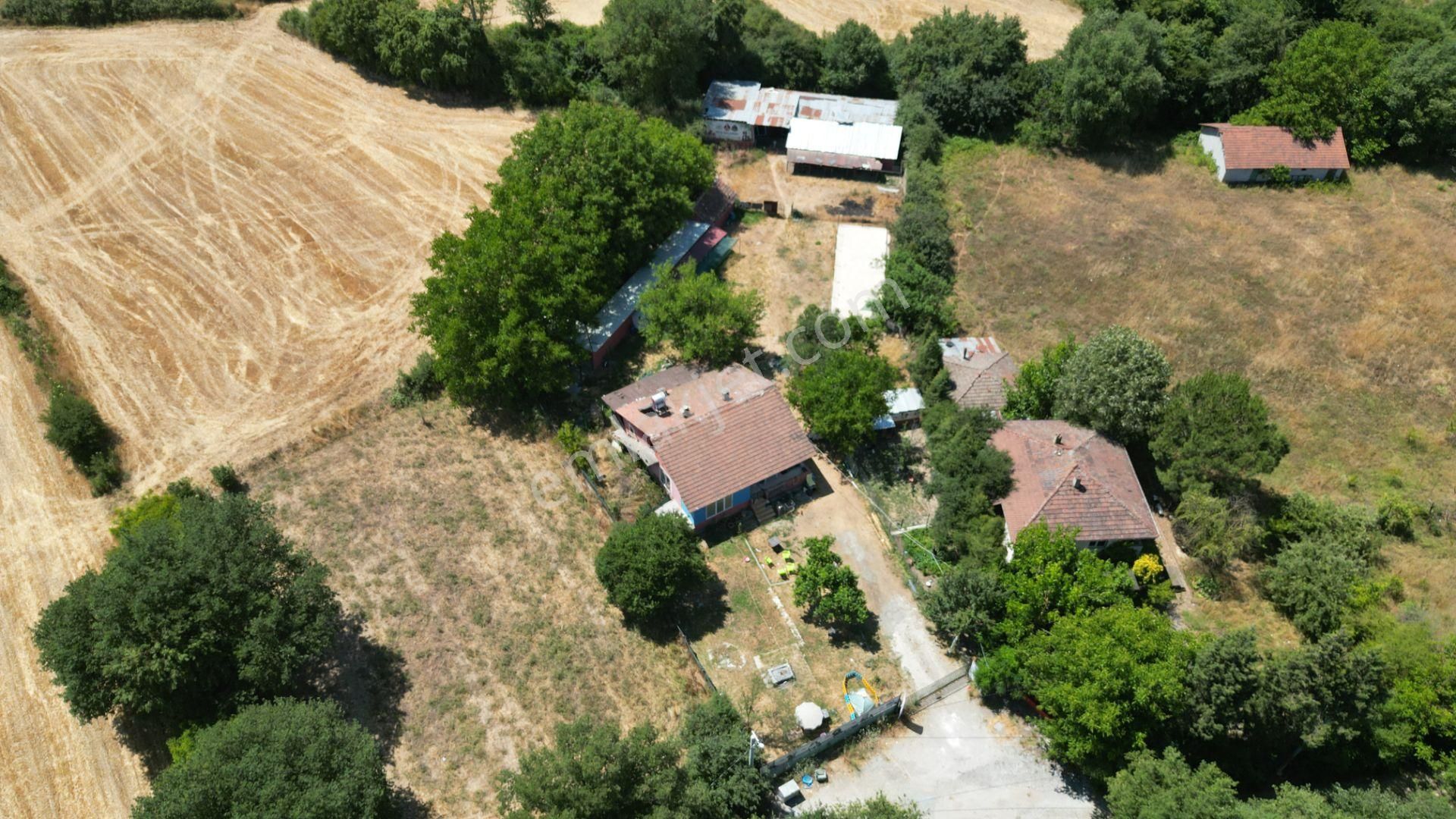 Kocaeli Karamürsel Yalakdere Satılık Müstakil Ev Ve Arsası 2535 M2 - Görsel 6