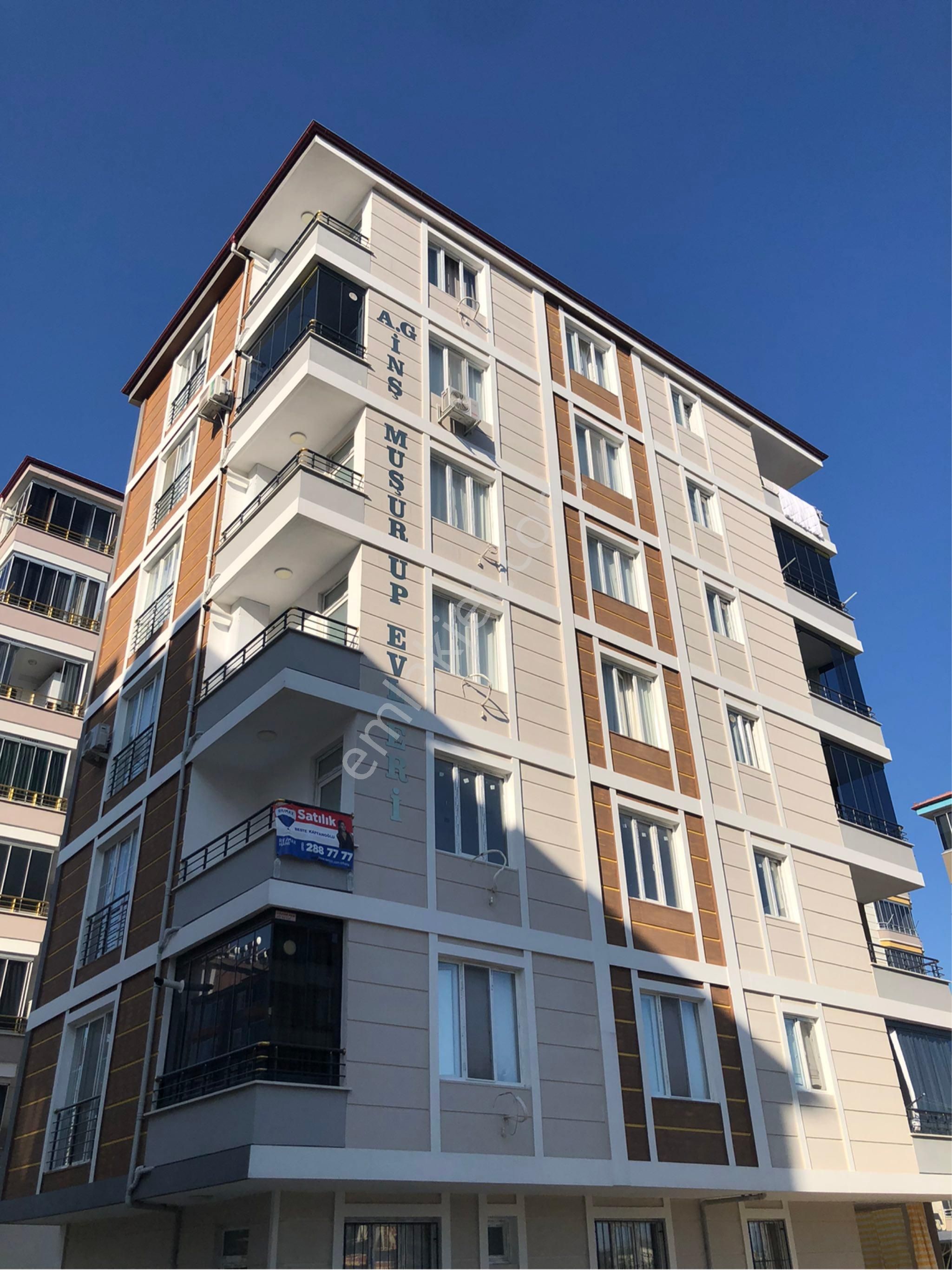 Akdeniz Mah. Salıpazarı Karşısında, Dört Cepheli, Balkonundan Deniz Gören Hoş Bir Daire