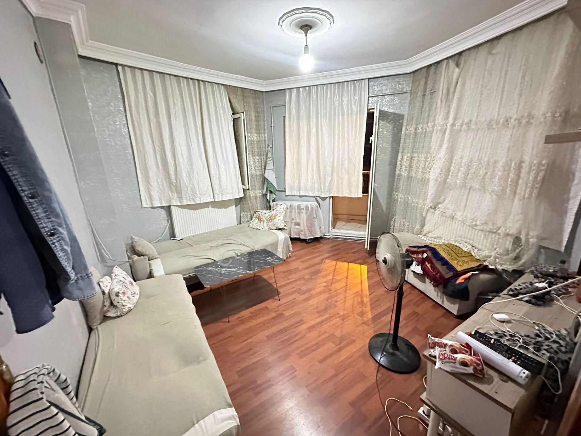 Bayrampaşa Altıntepsi 1+1 Kat 2 Kat Mülkiyetli Net 54 M2 Krediye Uygun