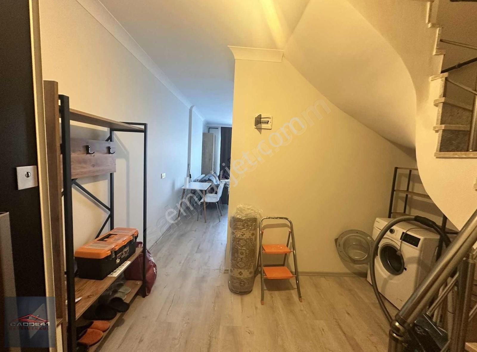 Cadde41den Kabaoğlu Site İçi Eşyalı Kiralık