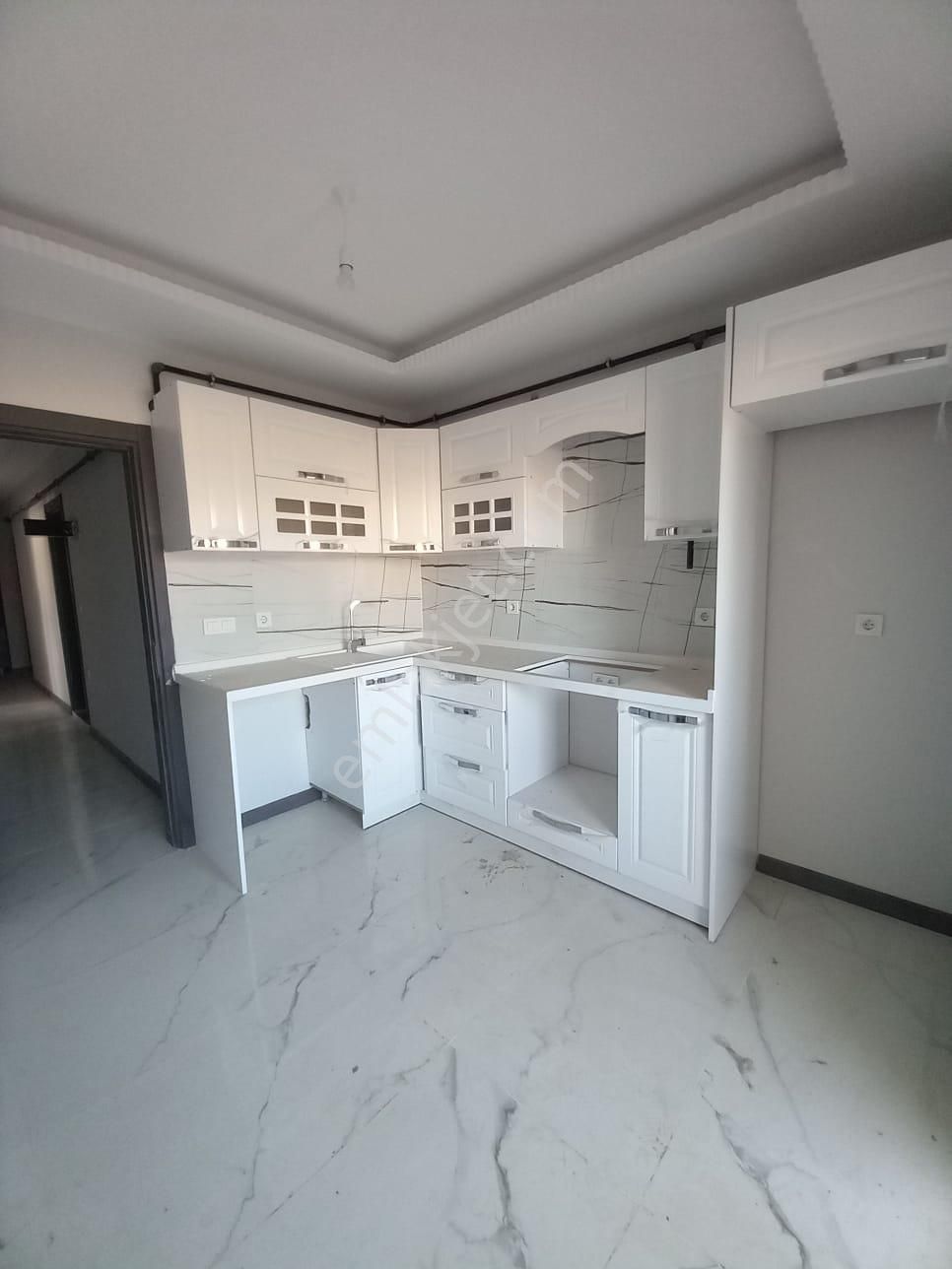 Çobançeşme Mahallesinde 2+1 Sıfır Satılık Kaçırılmayacak Daire