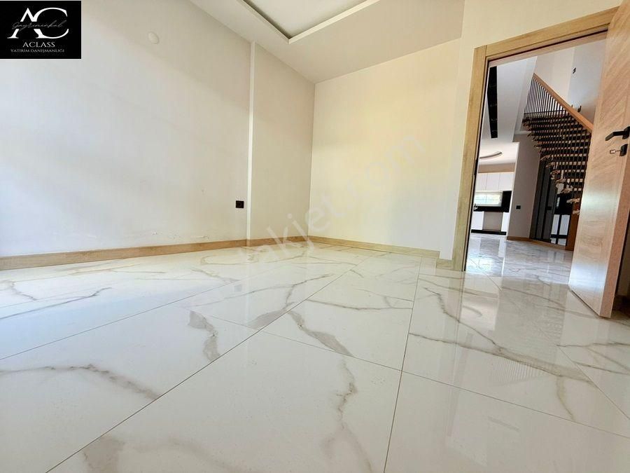 Sahile Yakın-güvenlik-havuz-otopark-bahçe-yerden Isıtma-ultra Lüx-moden-tamamı Müstakil - Görsel 19