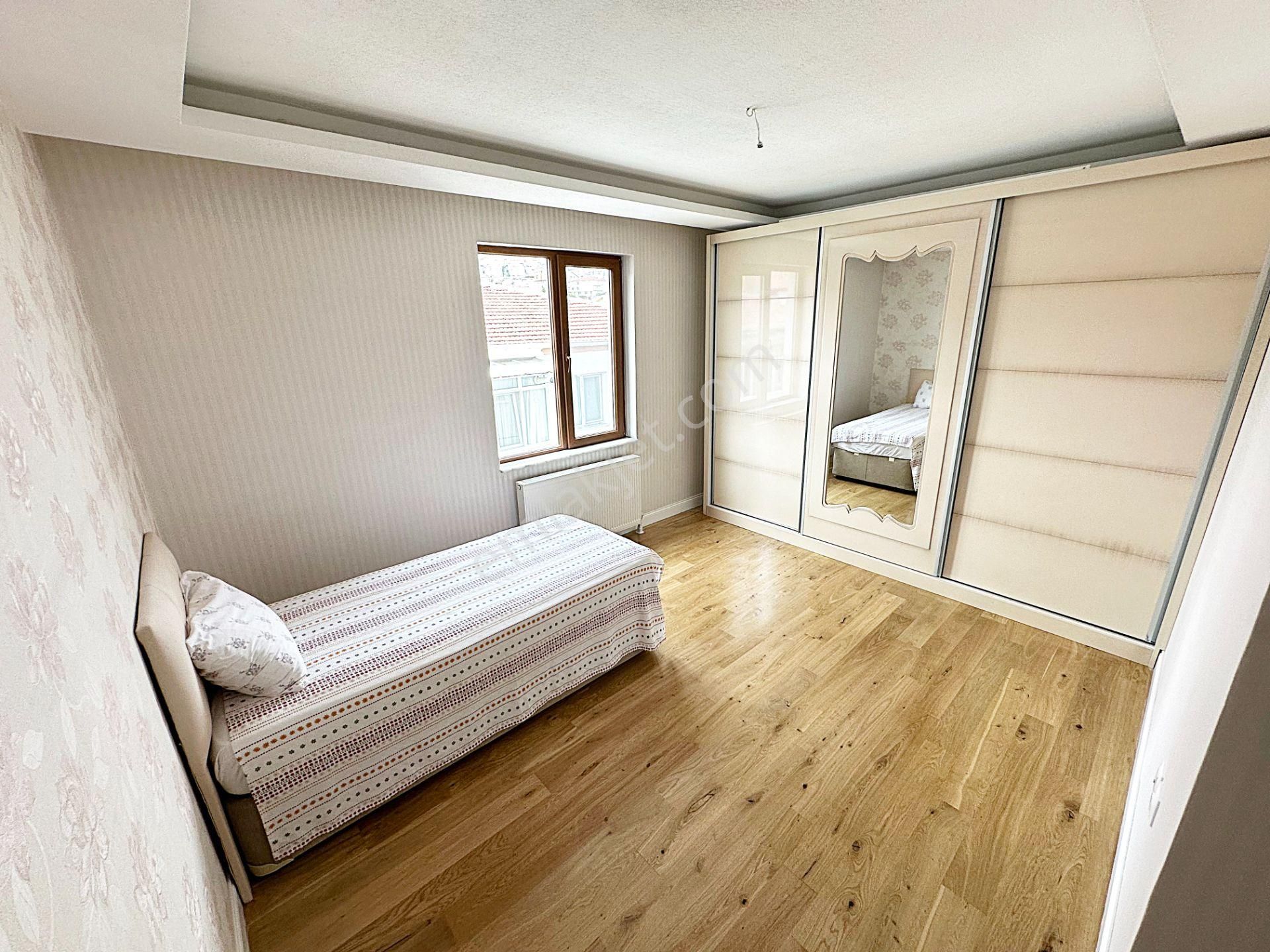 Ayvalı Cadde Üzerin'de 1.kalite Özel Yapımlı Dublex Daire - Görsel 35