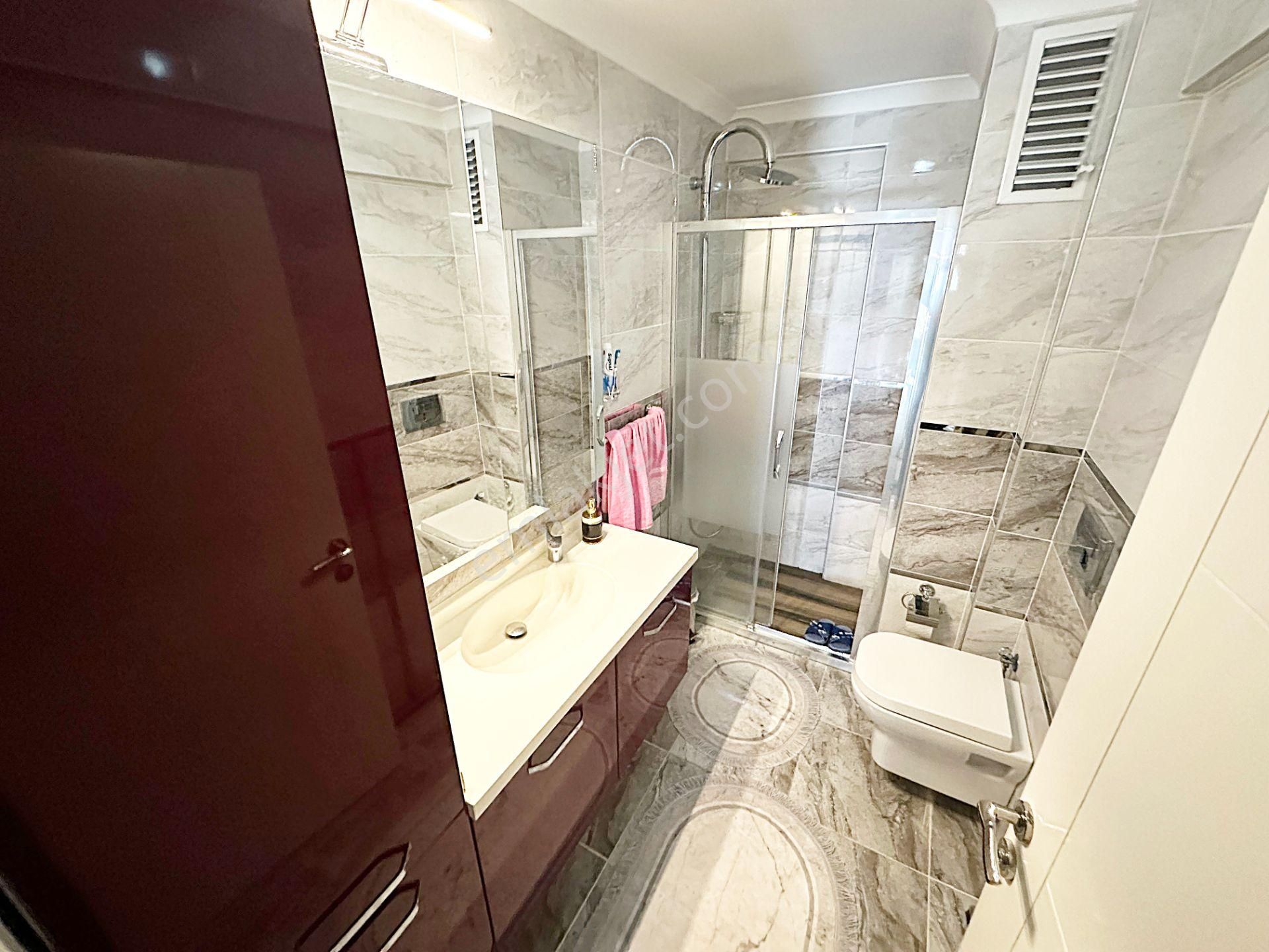 Ayvalı Cadde Üzerin'de 1.kalite Özel Yapımlı Dublex Daire - Görsel 26