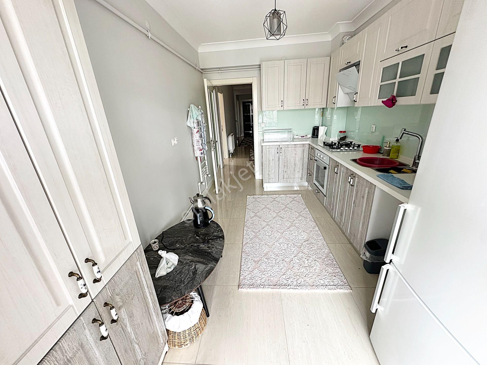 Ayvalı Cadde Üzerin'de 1.kalite Özel Yapımlı Dublex Daire - Görsel 9