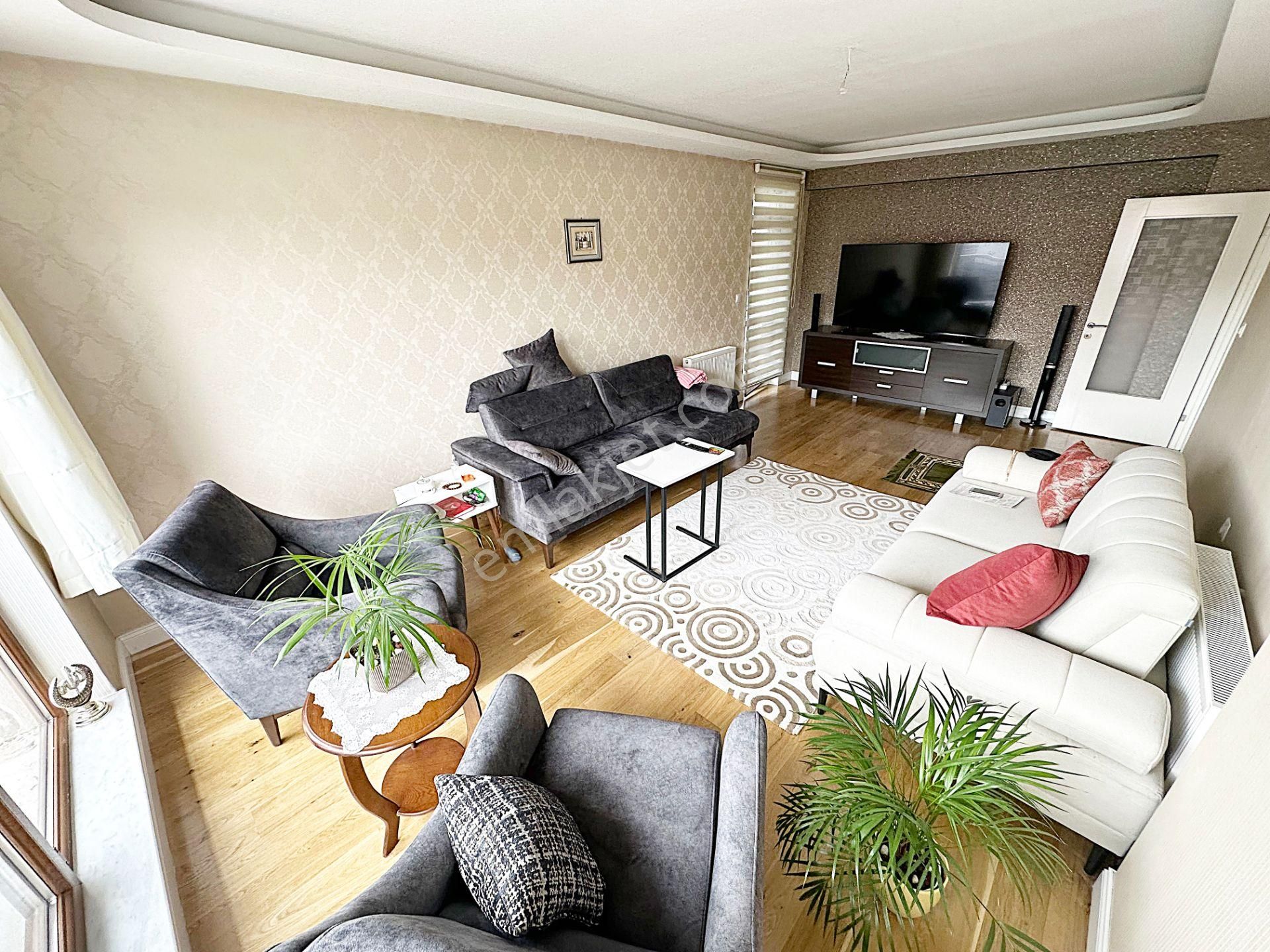 Ayvalı Cadde Üzerin'de 1.kalite Özel Yapımlı Dublex Daire - Görsel 13