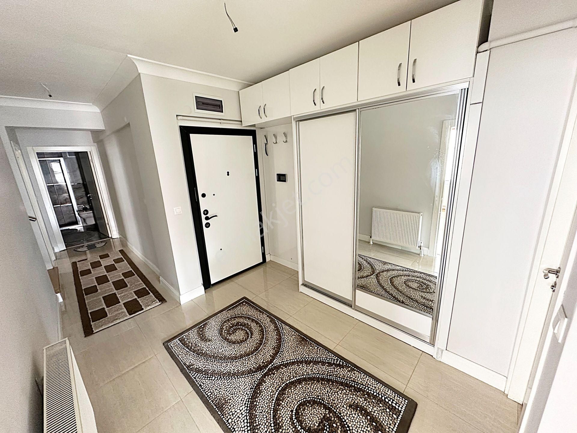 Ayvalı Cadde Üzerin'de 1.kalite Özel Yapımlı Dublex Daire - Görsel 25