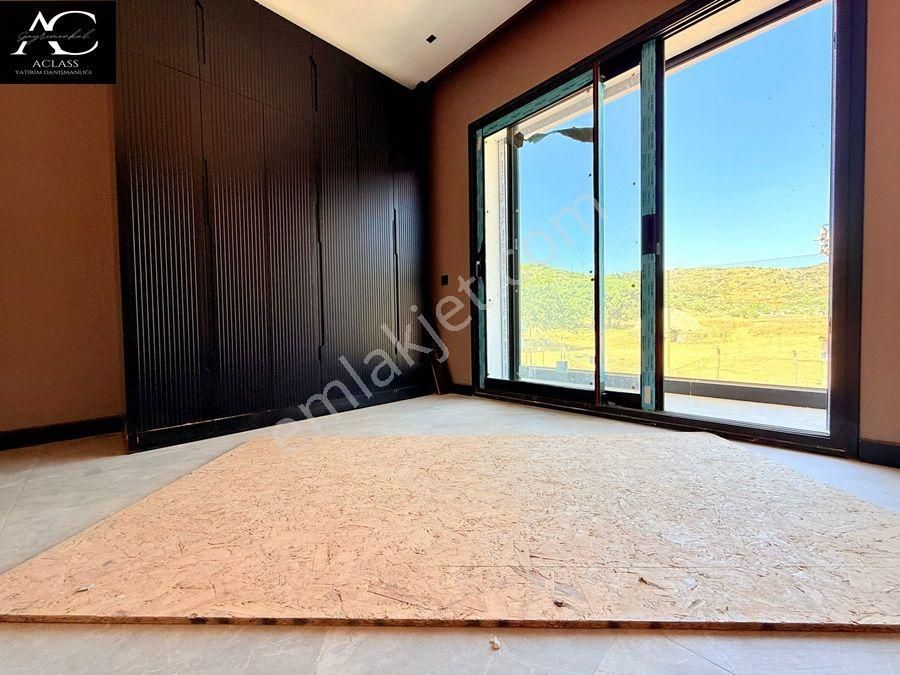 Butik Bir Sıte Icerisinde-özel Havuz-otopark-bahçe-merkezi-ultra Lüx-450 M2-tamamı Müstakil - Görsel 28