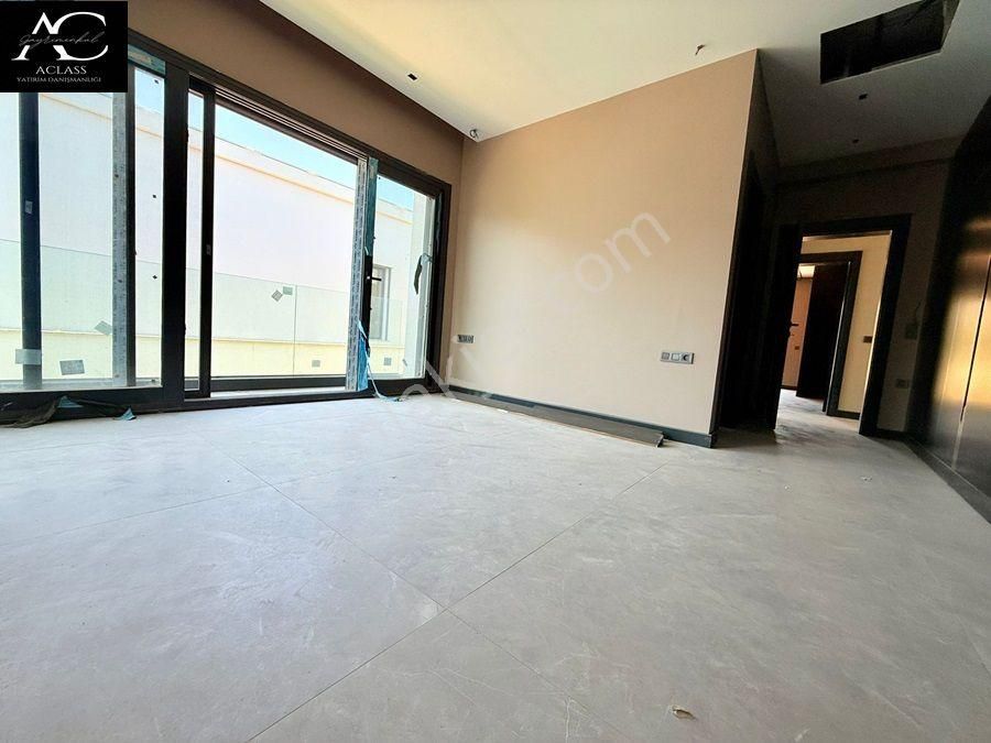 Butik Bir Sıte Icerisinde-özel Havuz-otopark-bahçe-merkezi-ultra Lüx-450 M2-tamamı Müstakil - Görsel 23