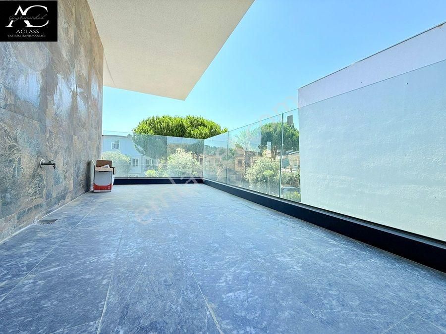 Butik Bir Sıte Icerisinde-özel Havuz-otopark-bahçe-merkezi-ultra Lüx-450 M2-tamamı Müstakil - Görsel 24