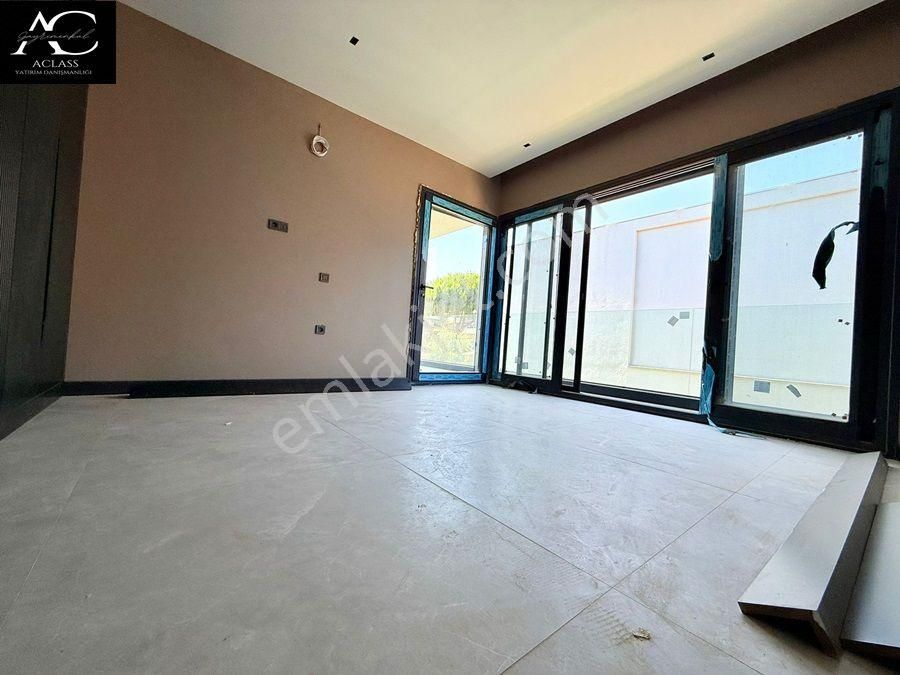 Butik Bir Sıte Icerisinde-özel Havuz-otopark-bahçe-merkezi-ultra Lüx-450 M2-tamamı Müstakil - Görsel 25