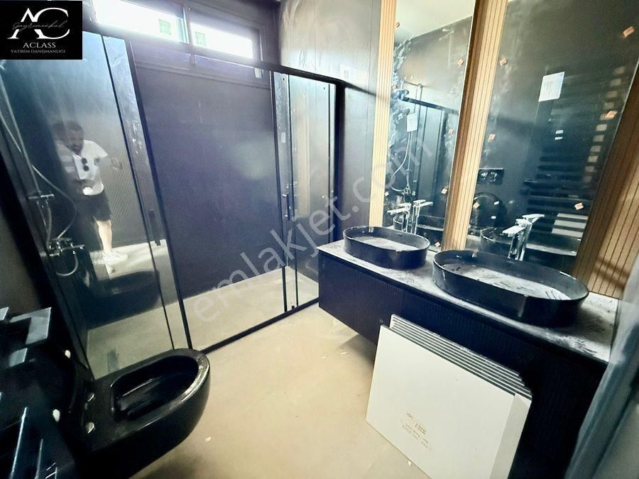 Butik Bir Sıte Icerisinde-özel Havuz-otopark-bahçe-merkezi-ultra Lüx-450 M2-tamamı Müstakil - Görsel 26