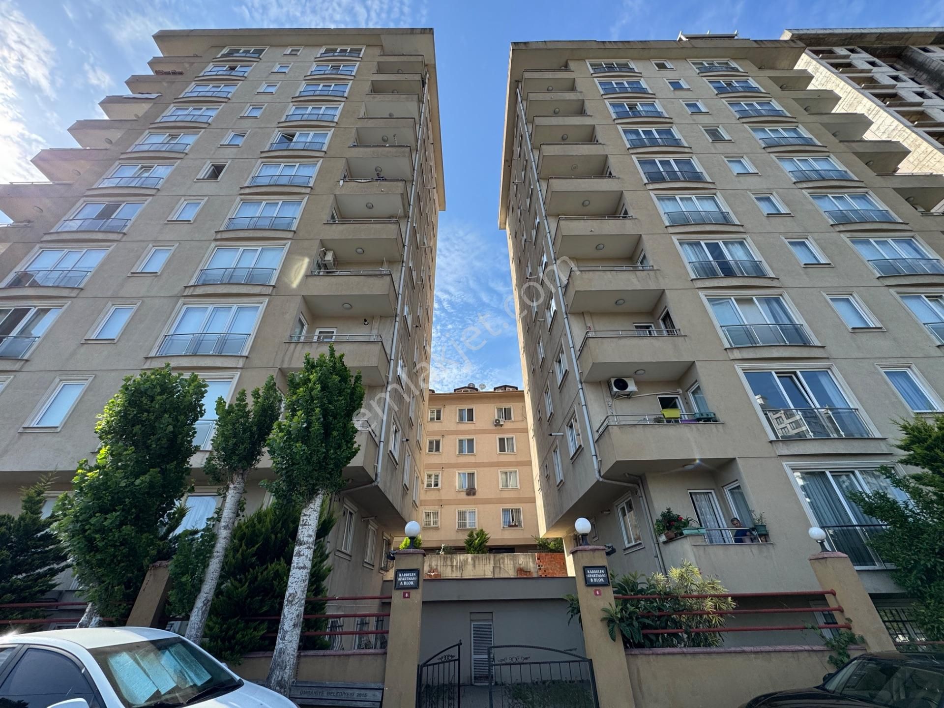 Site Mh 2+1 Ara Kat E.banyo 100 M2 Hemen Taşın Boş Satılık Daire