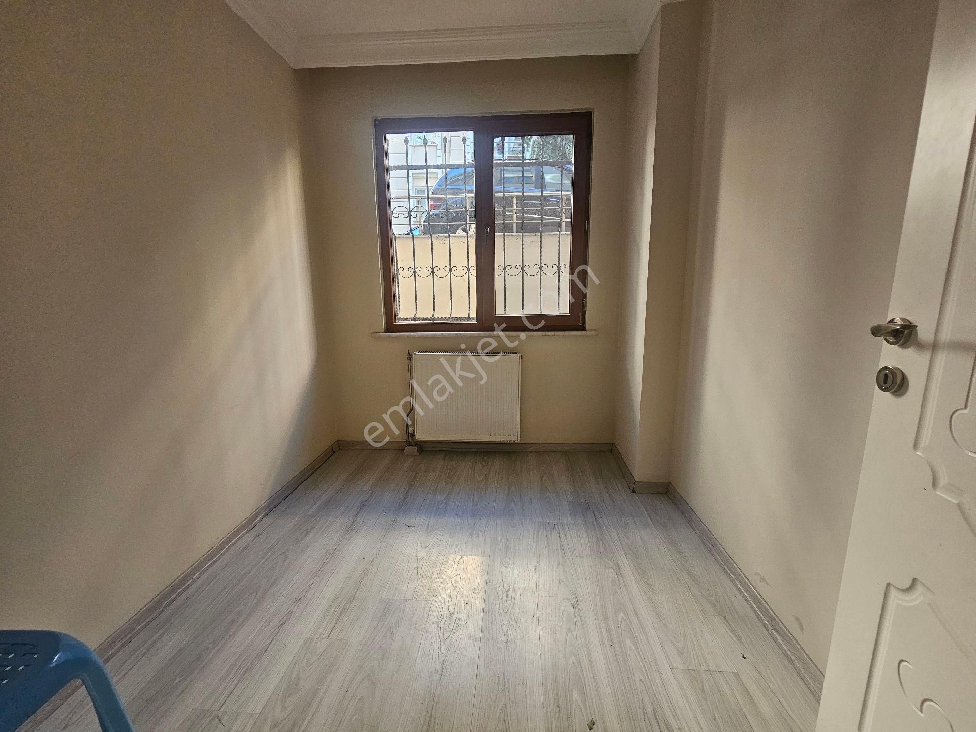 Avcılar Merkez'de 2+1 Müstakil Bahçeli Daire - Görsel 13