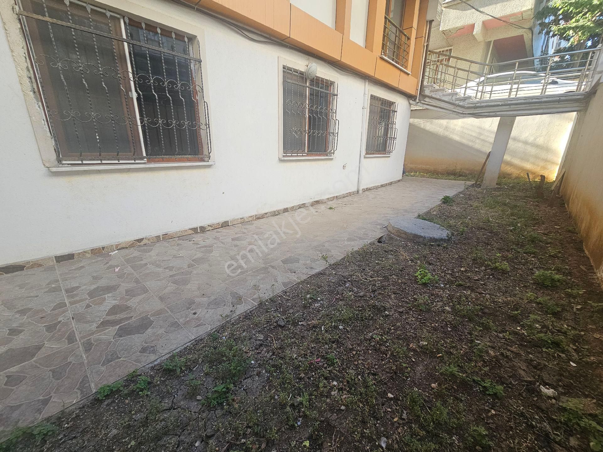 Avcılar Merkez'de 2+1 Müstakil Bahçeli Daire - Görsel 5