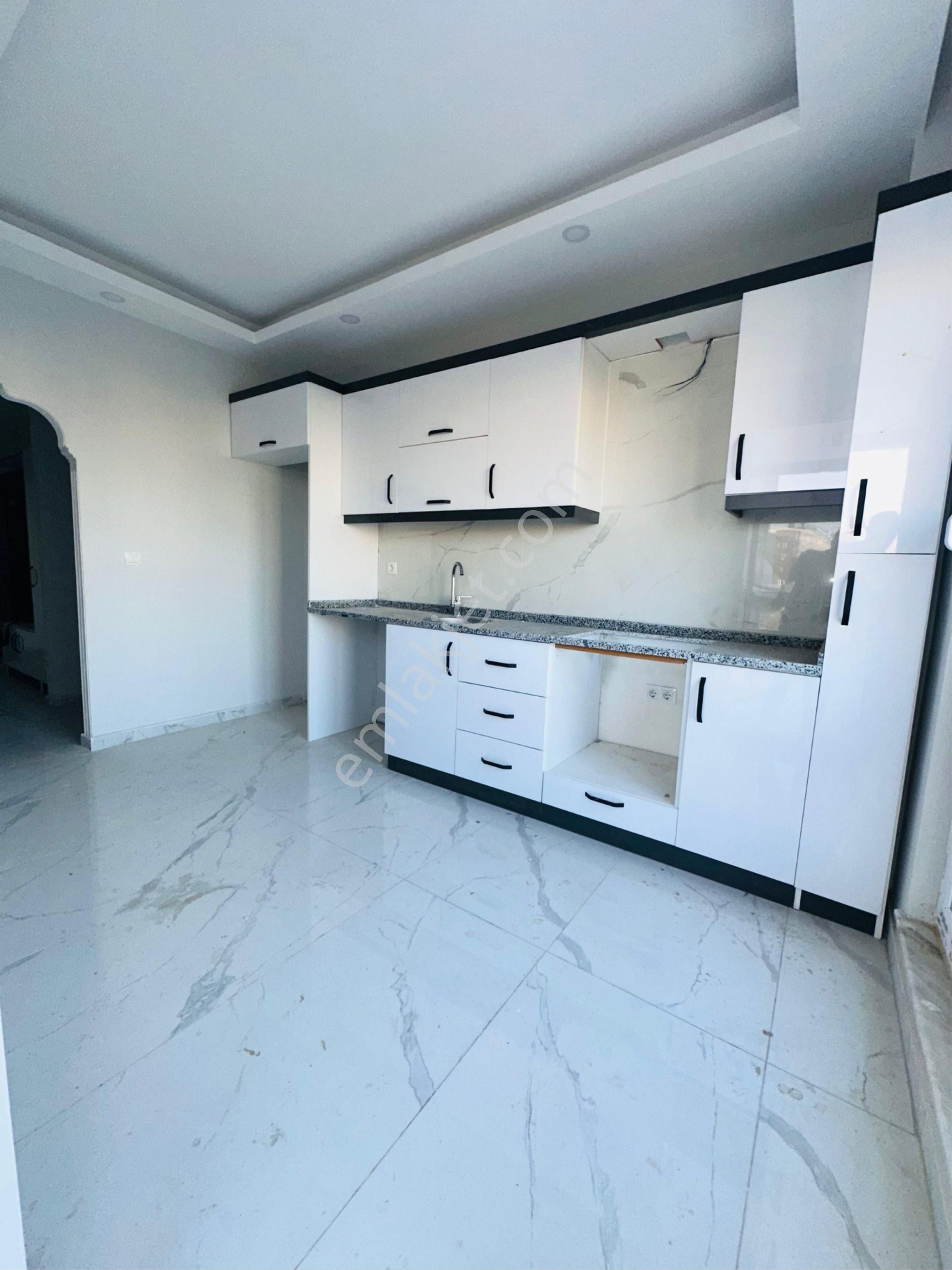 Kepez Ayanoğlunda Ara Kat 3+1 135m2 Asansörlü Fiyatı Düştü Şok Fiyat