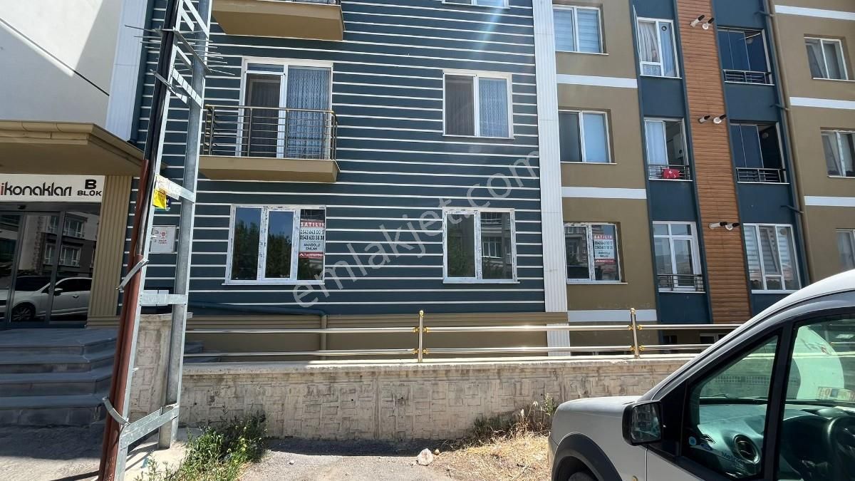 Fiyat Düştü!! Şıkır Şıkır Sıfır Ayarında 4+1 Satılık Daire - Görsel 4