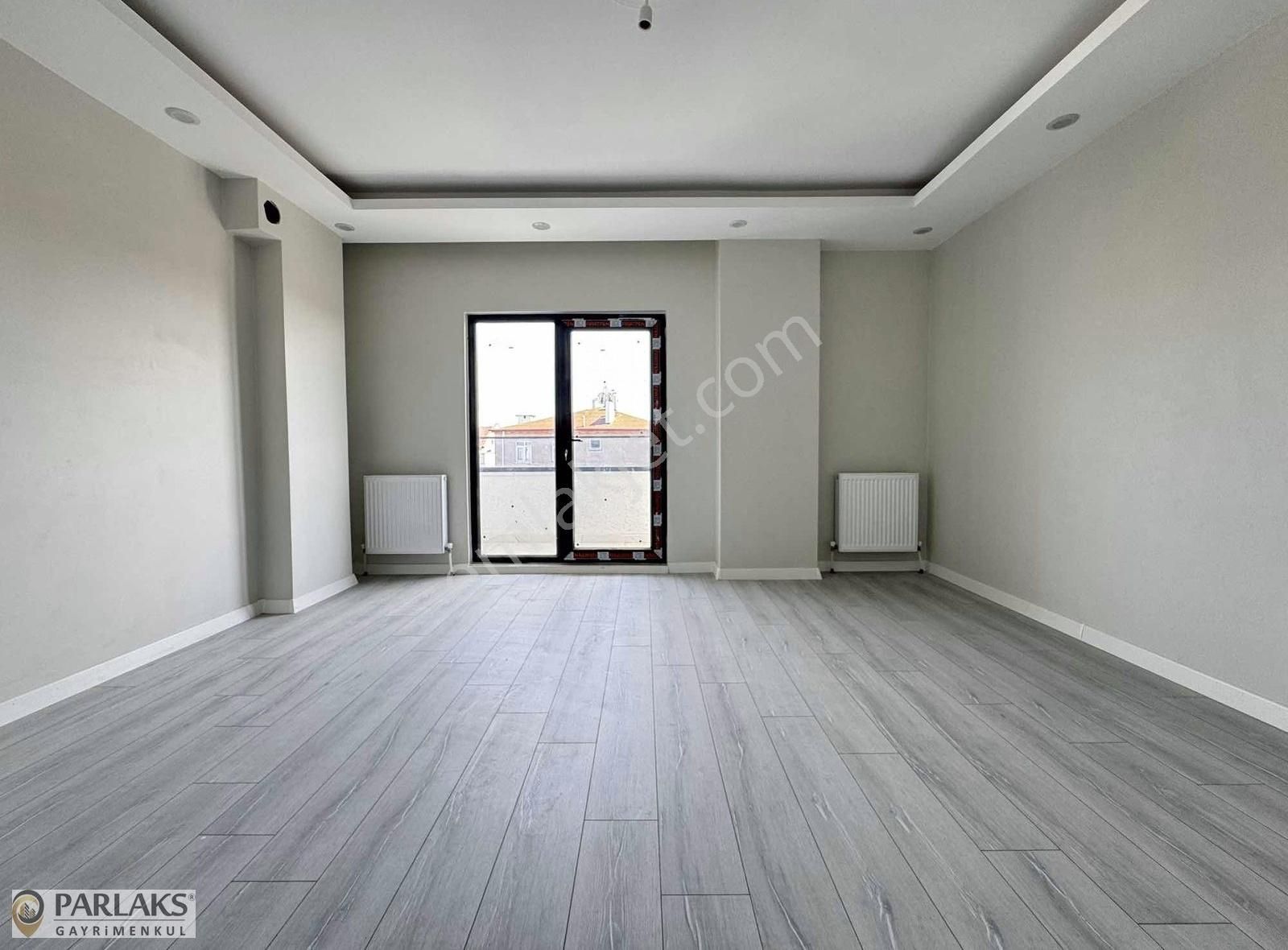 Darıca Bağlarbaşı Mah. İstasyon Caddesi Yakını Sıfır 3+1 Ara Kat