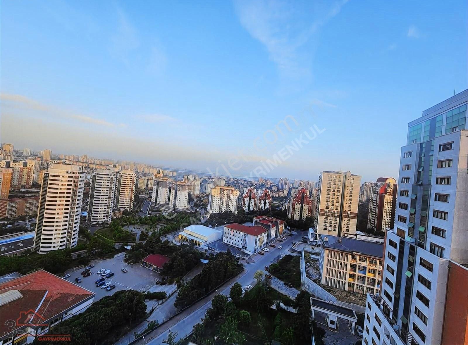 Bahçeşehir Spradon Kuleler Sıfır Eşyalı Teraslı 1+1 Kiralık