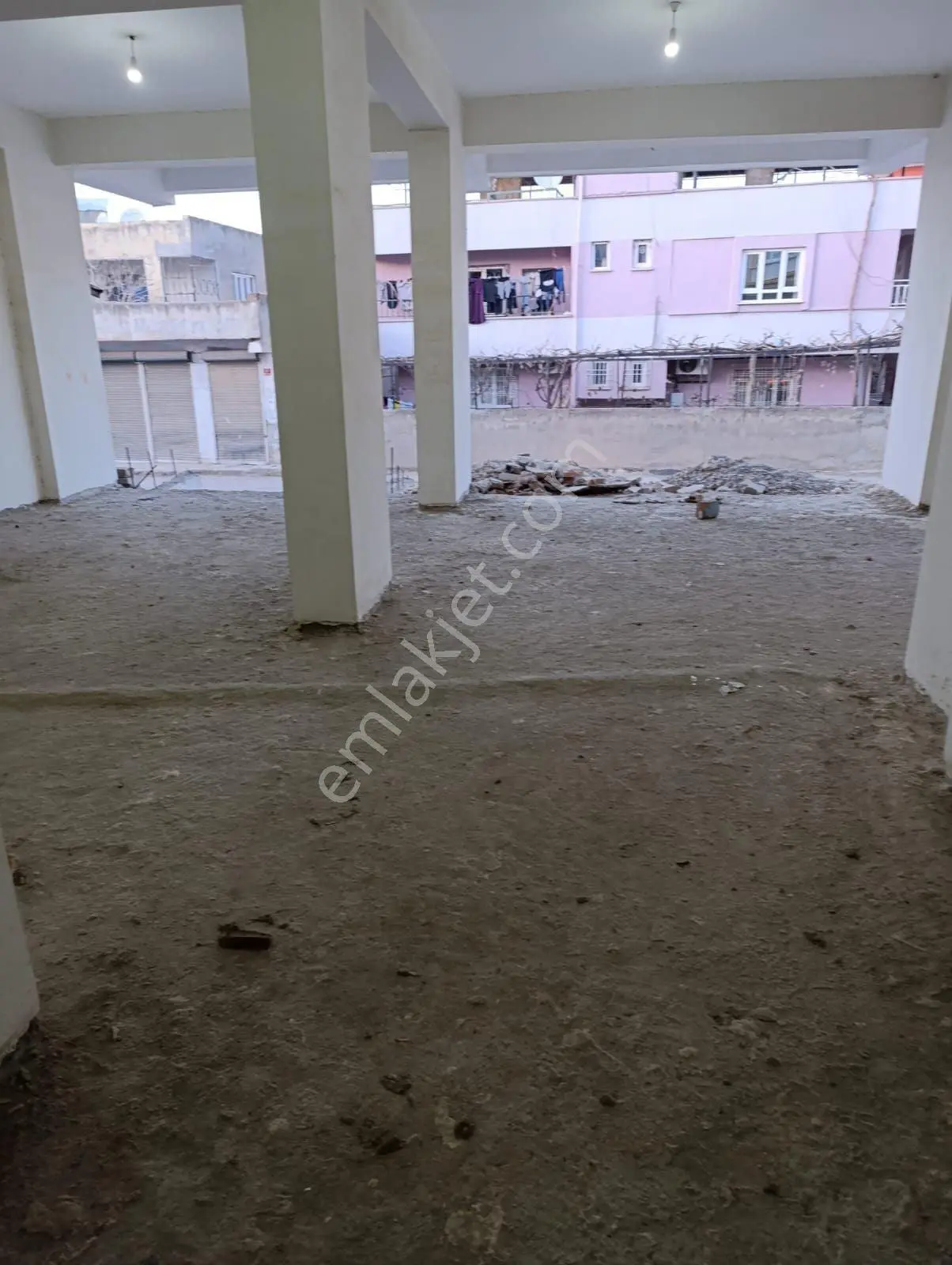 Emlak 72 ' Den Petrolkent Mahalle' Sinde Kiralık Dükkan - Görsel 11