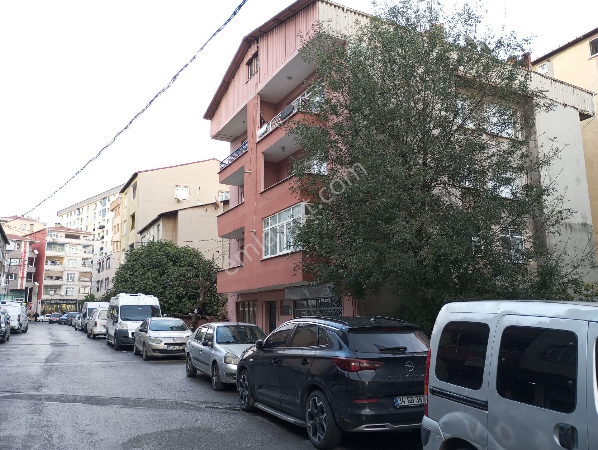 Yatırımlık Ticari İmarlı Arsa Paylı 2+1 Daire - Görsel 16