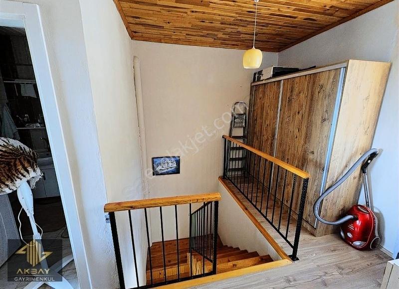 Mühteşem Fırsat, Doğayla İçiçe, Göl Manzaralı Geniş Arsalı Villa - Görsel 22