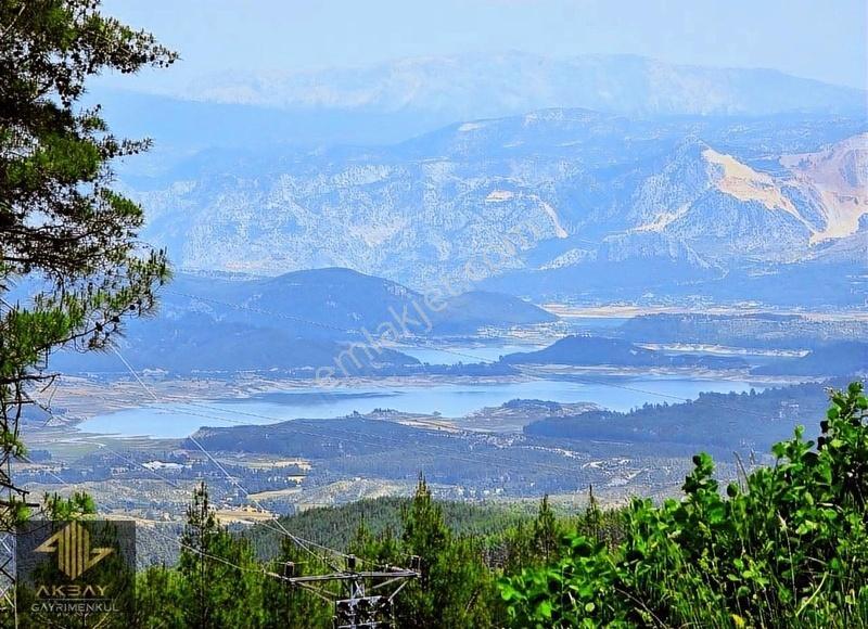 Mühteşem Fırsat, Doğayla İçiçe, Göl Manzaralı Geniş Arsalı Villa - Görsel 15