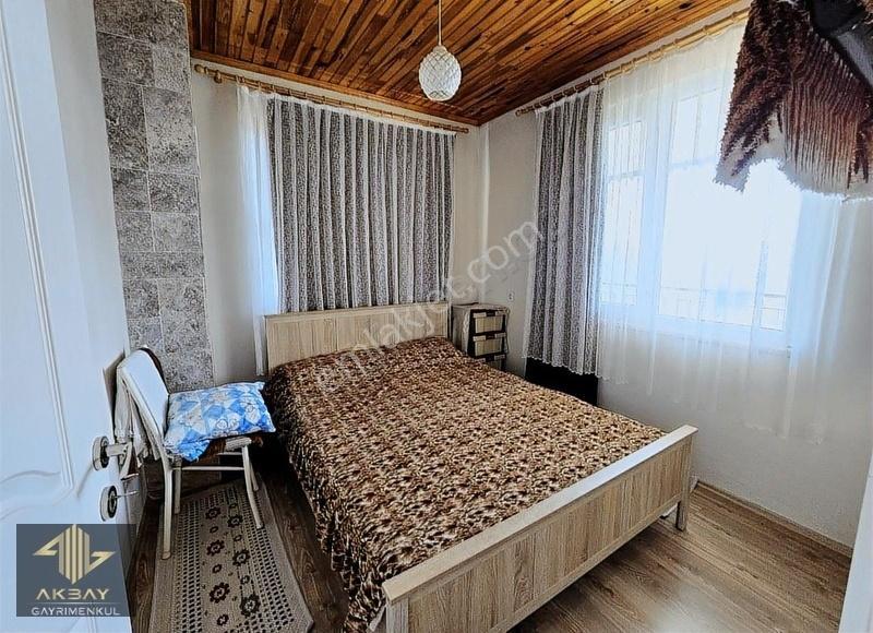 Mühteşem Fırsat, Doğayla İçiçe, Göl Manzaralı Geniş Arsalı Villa - Görsel 24