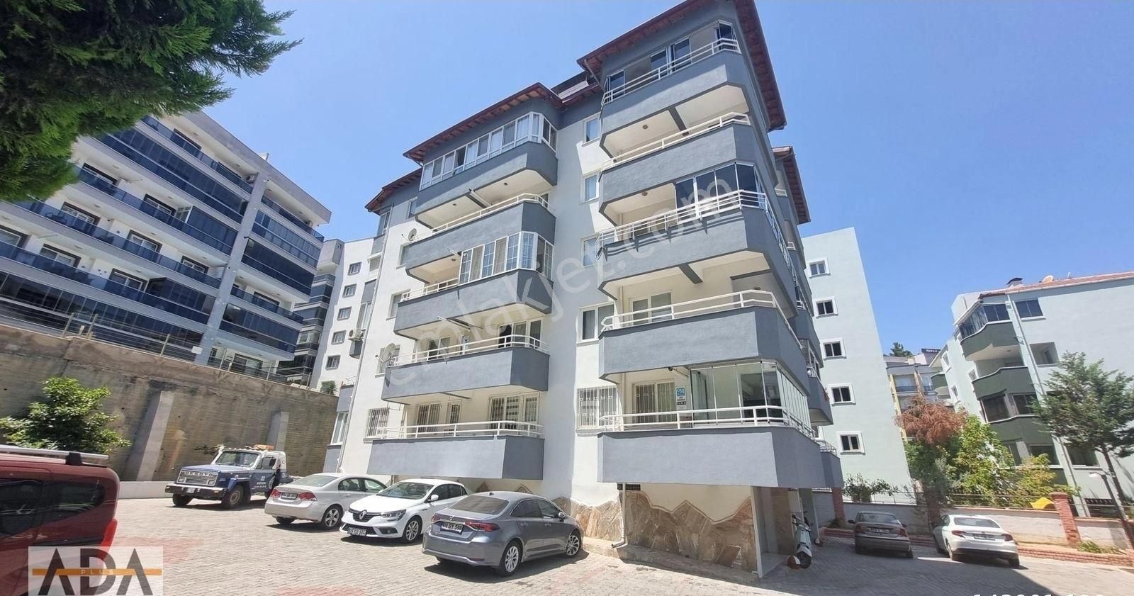 Kuşadası Kadınlar Denizi Havuzlu Sitede Satılık 3+1 Daire
