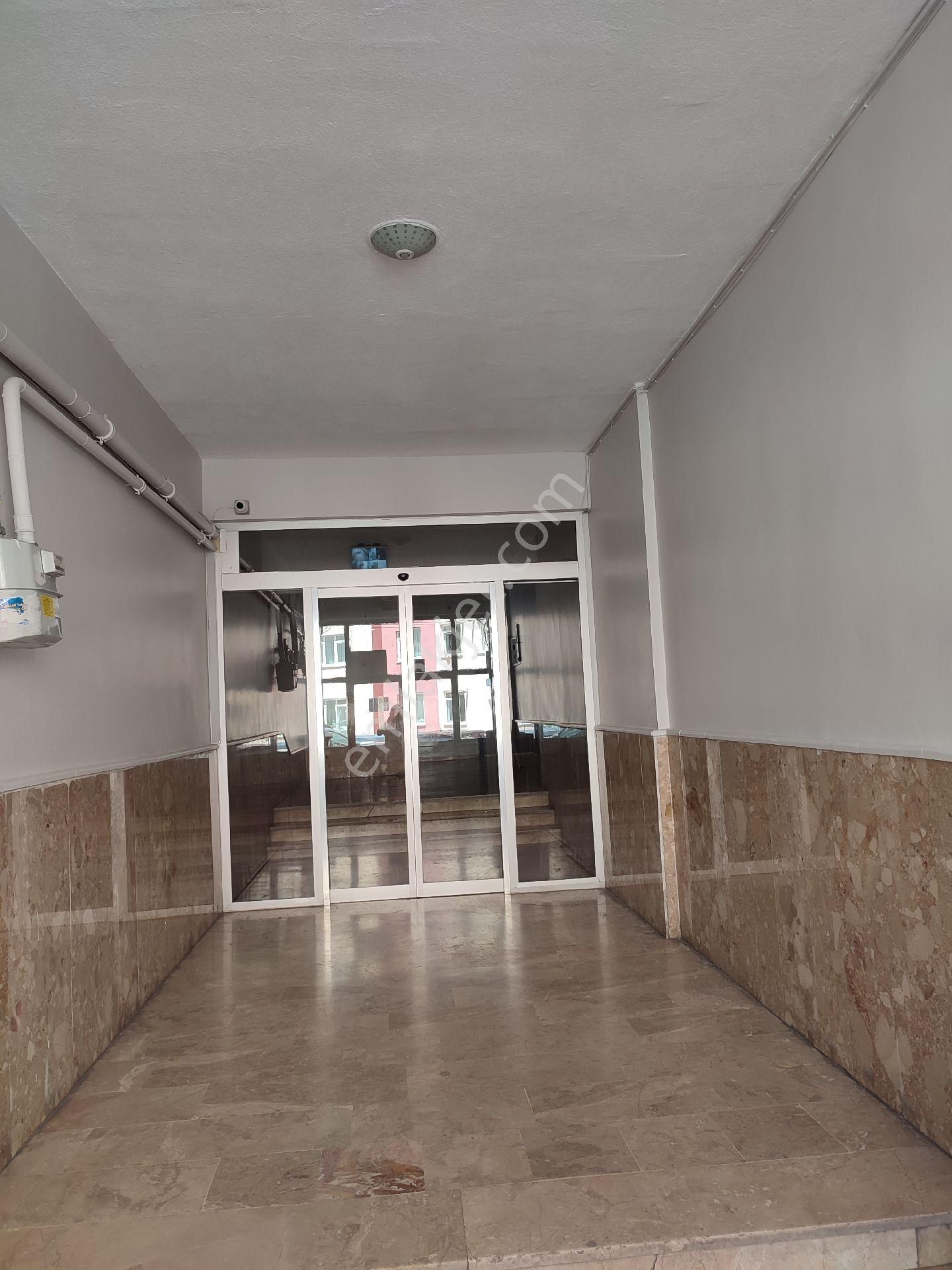 Sahibinden (komisyonsuz) Şehrin Merkezinde Erzurum'un Kalbinde İçi Ve Dışı Full Yapılı Kiralık Daire