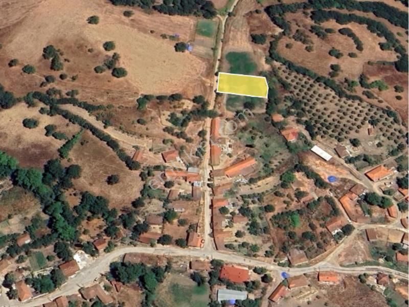 Biga Kazmalı Köyünde Köyiçi 800m2, İki Kat Konut İmarlı Arsa