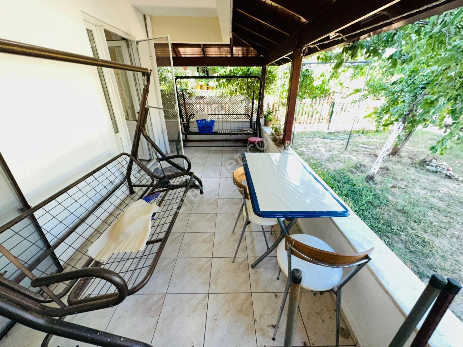 Güre De 4+1 Çift Mutfak Satılık Triblex Müstakil Ev - Görsel 28