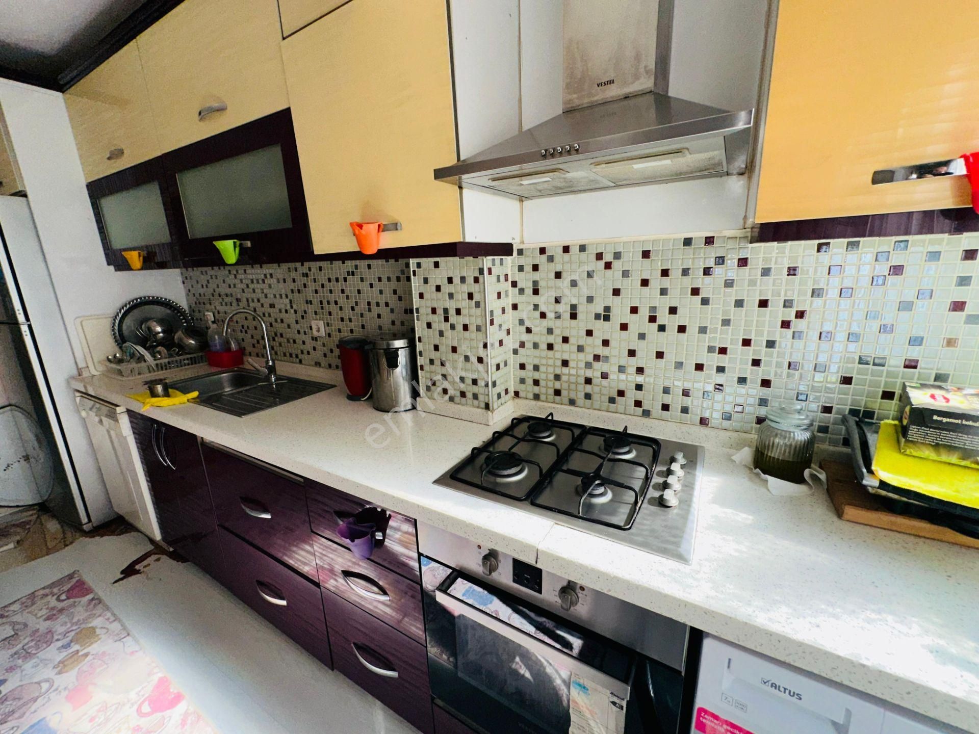 Güre De 4+1 Çift Mutfak Satılık Triblex Müstakil Ev - Görsel 23
