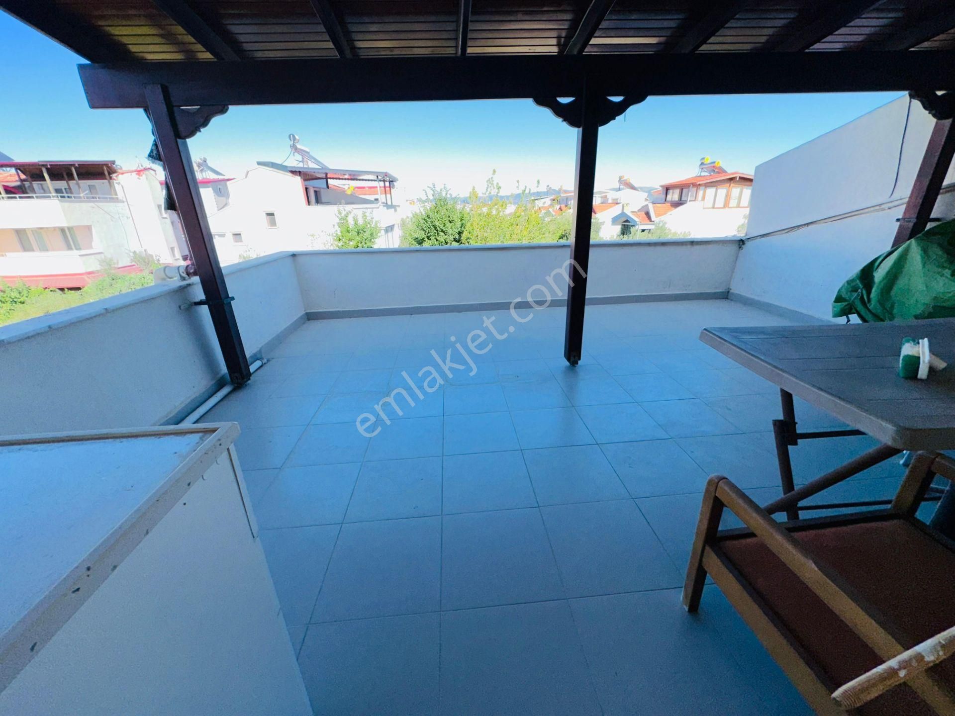 Güre De 4+1 Çift Mutfak Satılık Triblex Müstakil Ev - Görsel 26