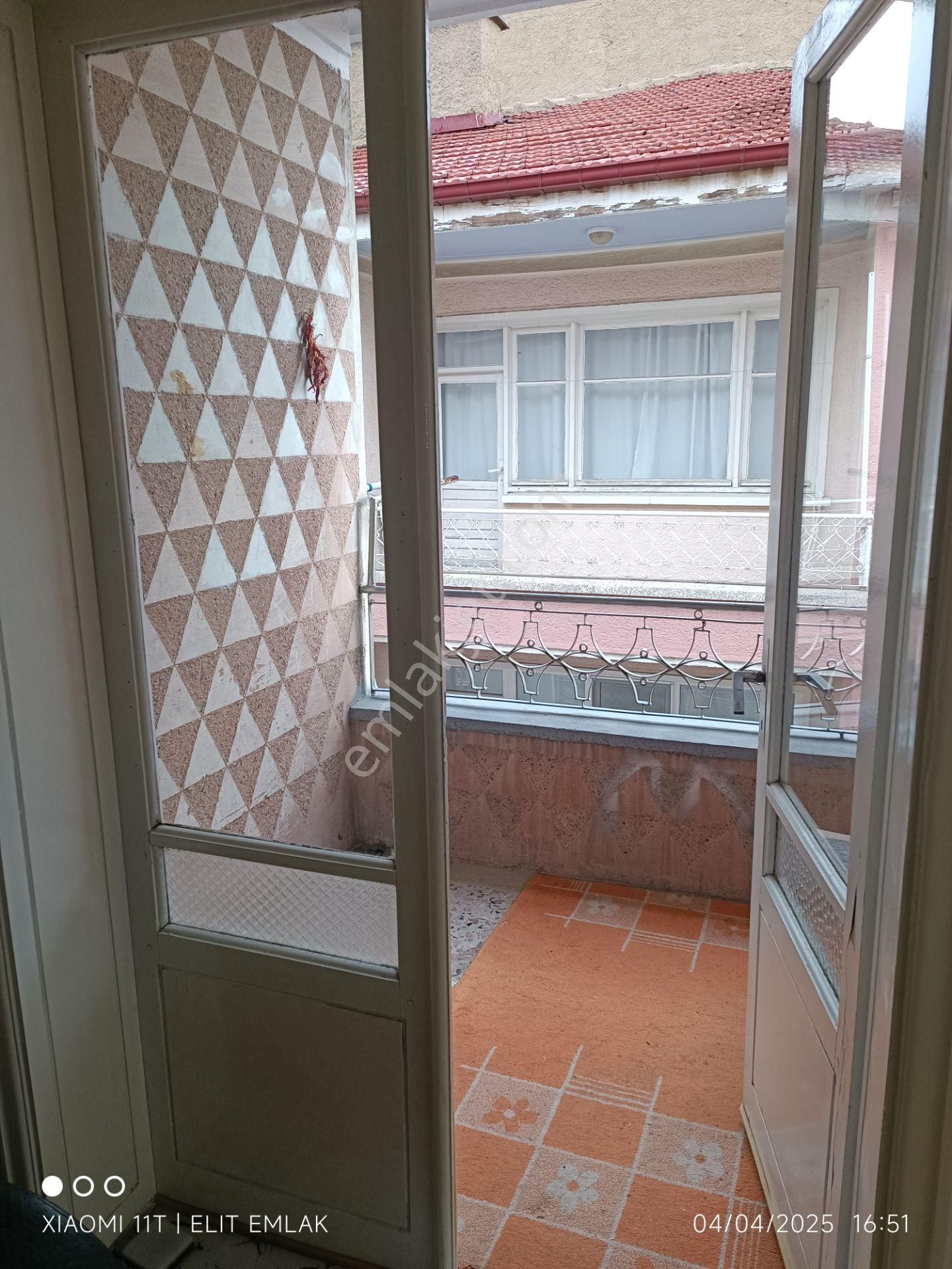 Elit Emlak'tan Satılık 3+1 Mutfak Ayrıca Var 100 M2 Çarsı Merkezde - Görsel 15