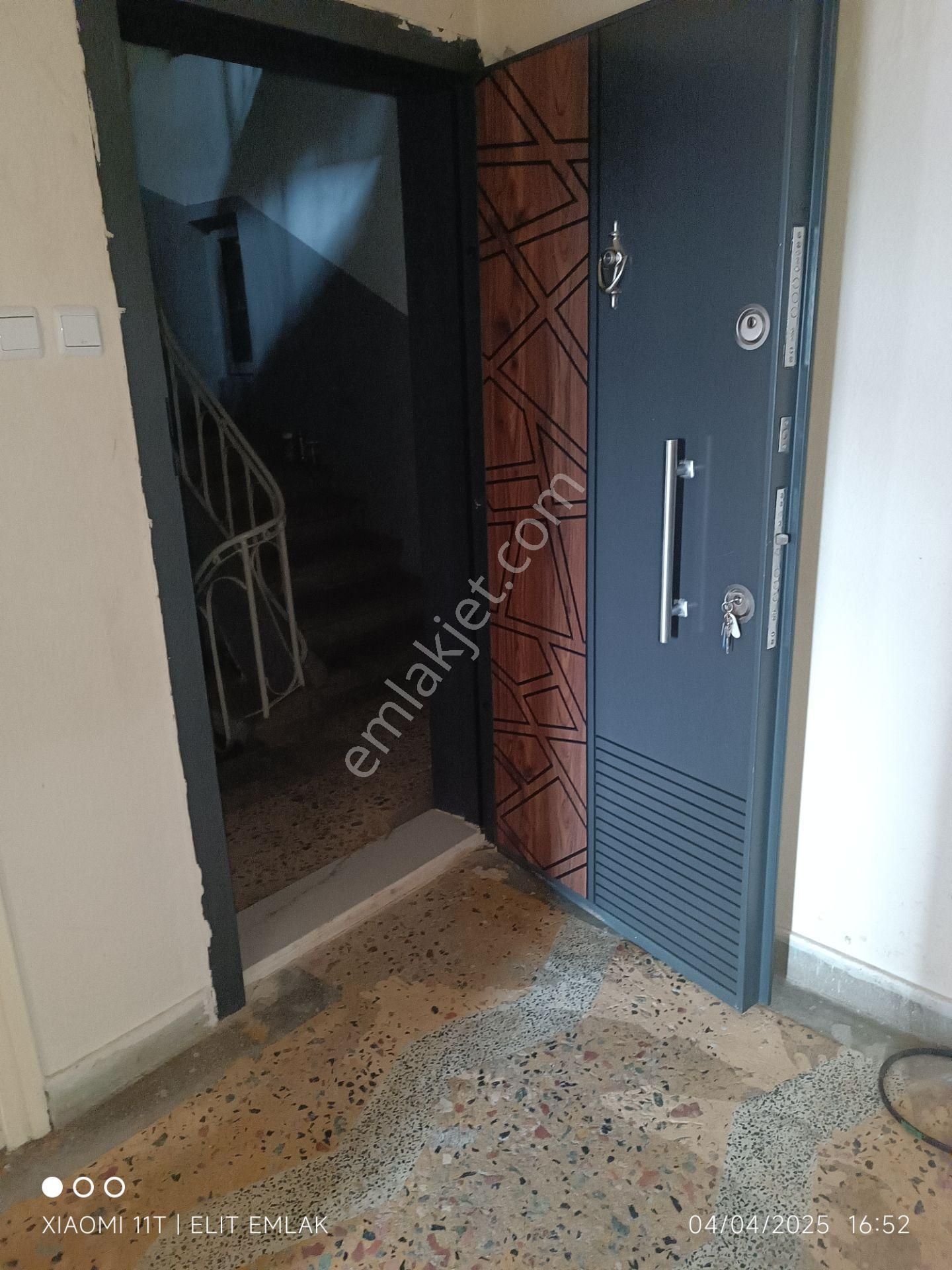 Elit Emlak'tan Satılık 3+1 Mutfak Ayrıca Var 100 M2 Çarsı Merkezde - Görsel 17