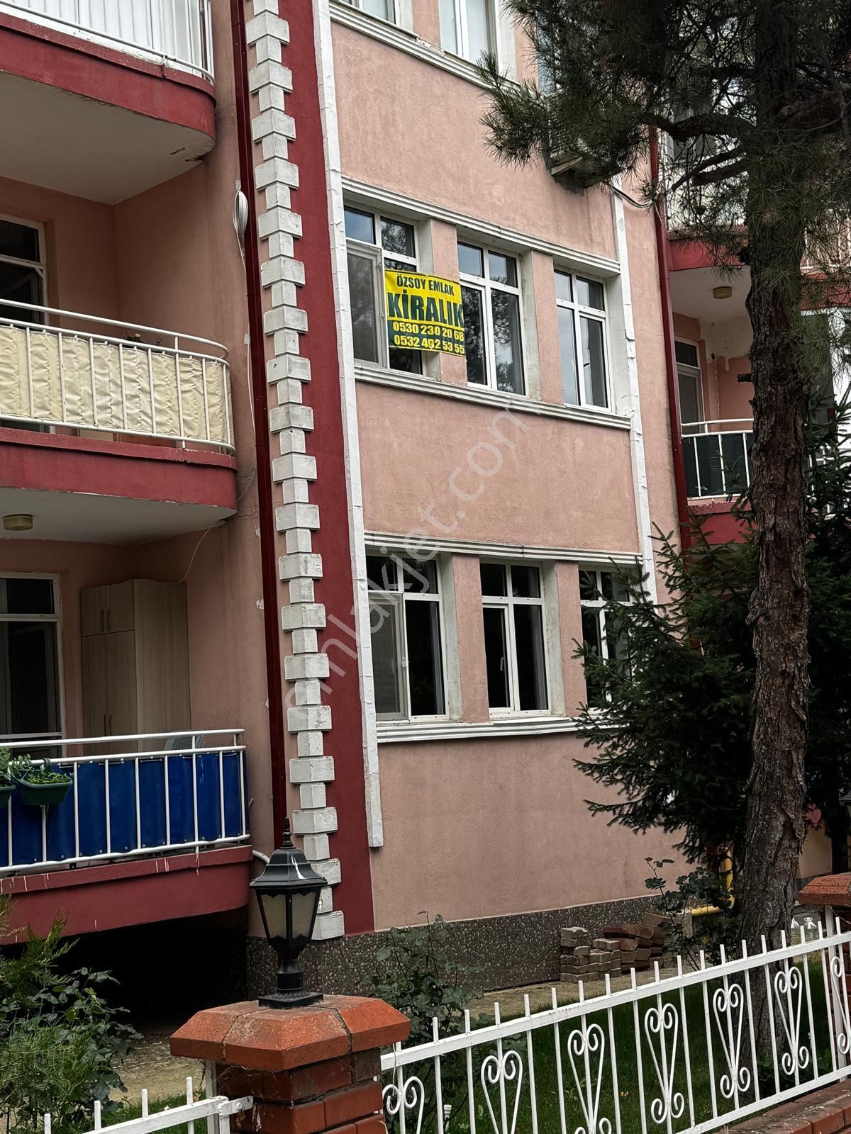 Özsoy Emlak Edirne'den Vali Konağı Arkası Kiralık 3+1 Dubleks Daire