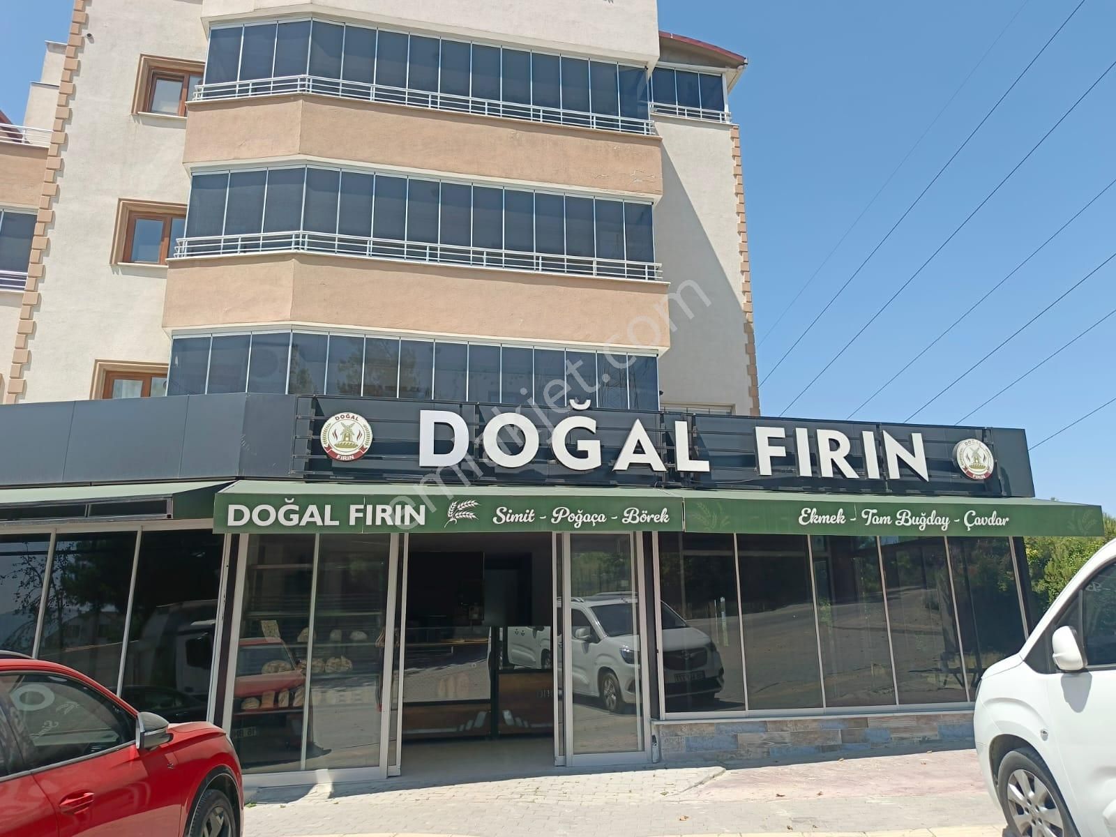 Rt Safir'den (üçevler / Gümüştepe) Villalar Bölgesinde (devren Kiralık) Fırın
